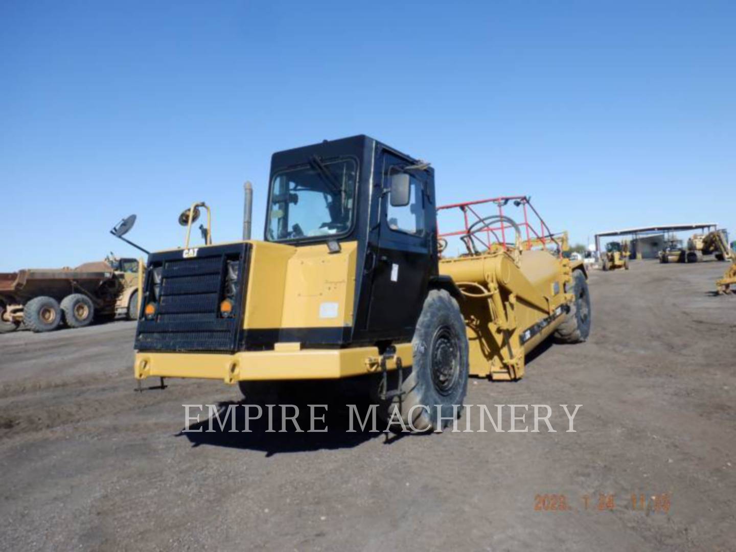 2006 Caterpillar 613C Trailer