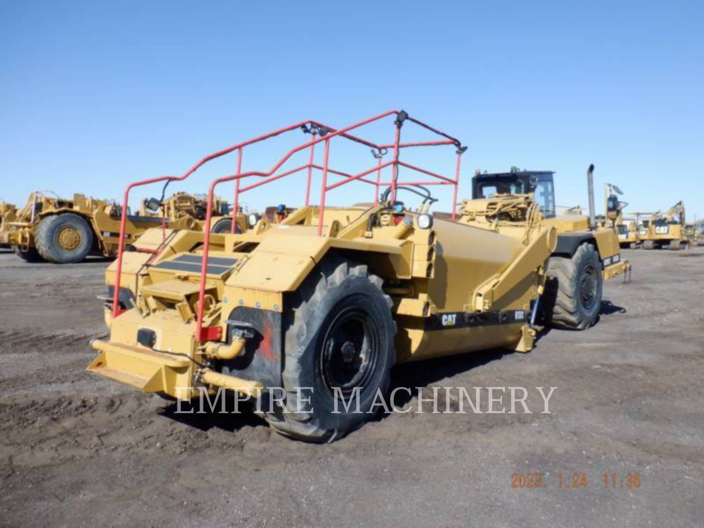 2006 Caterpillar 613C Trailer