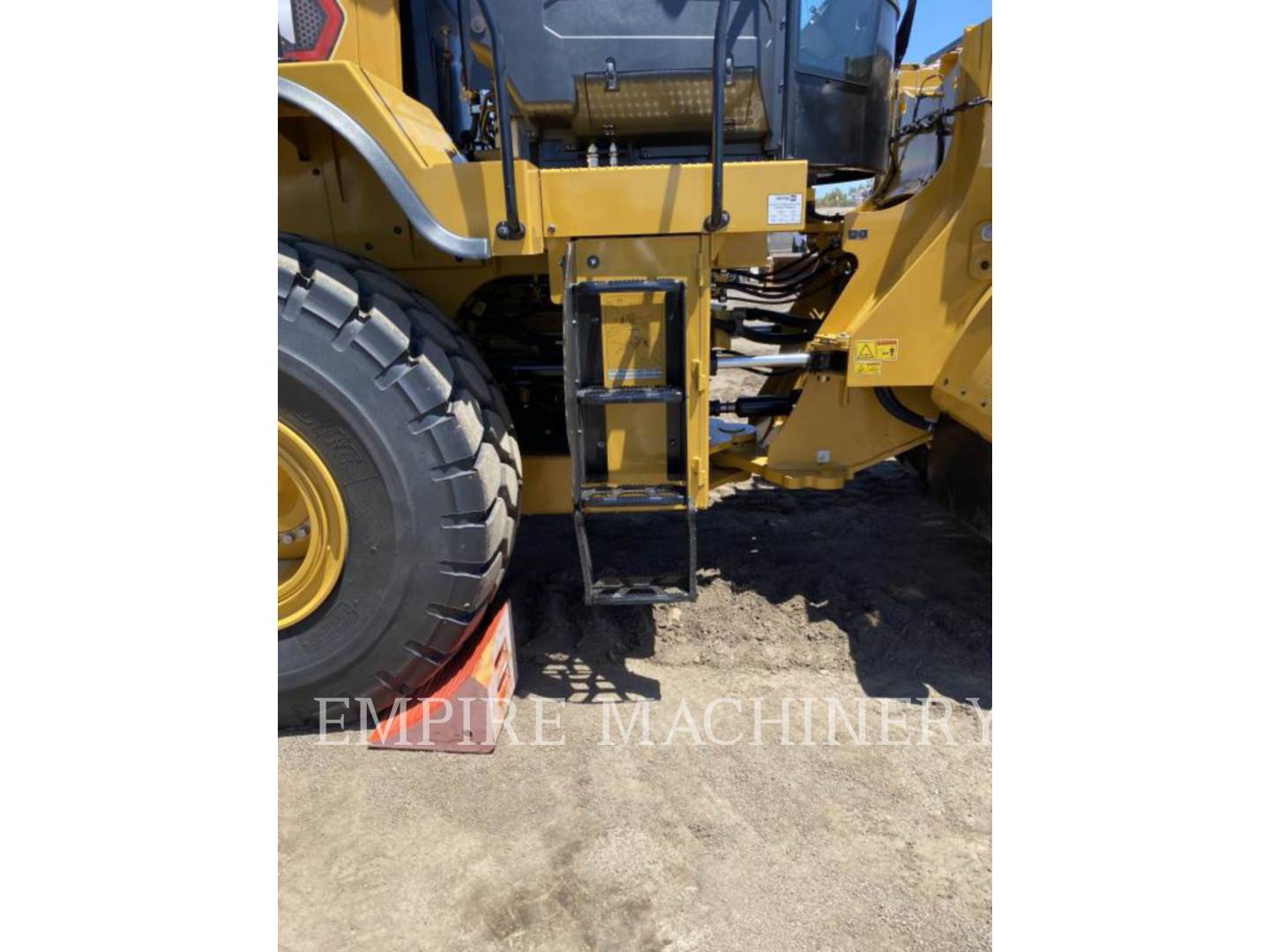 2022 Caterpillar CB13 Vibratory Double