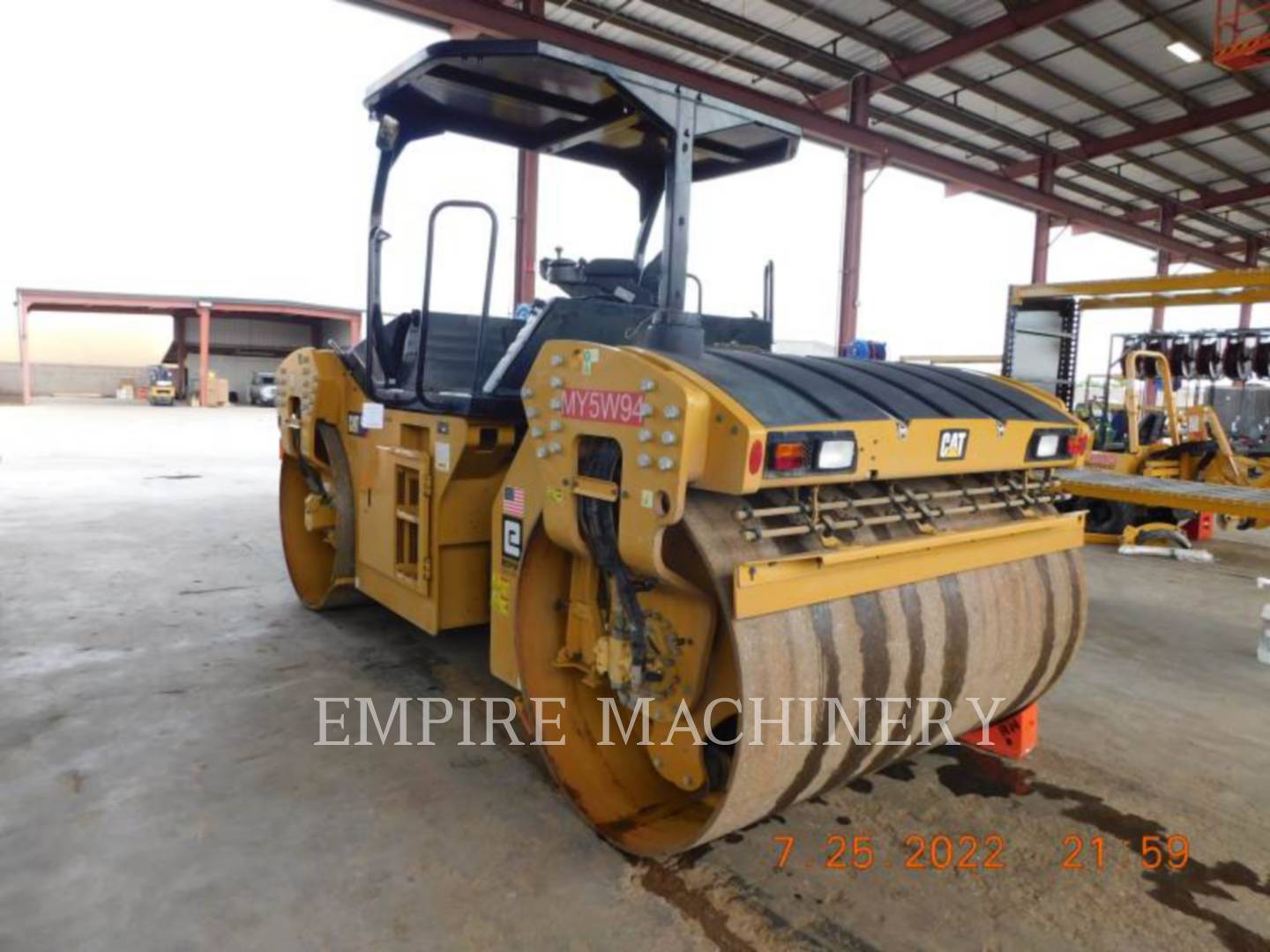 2019 Caterpillar CB15 Vibratory Double