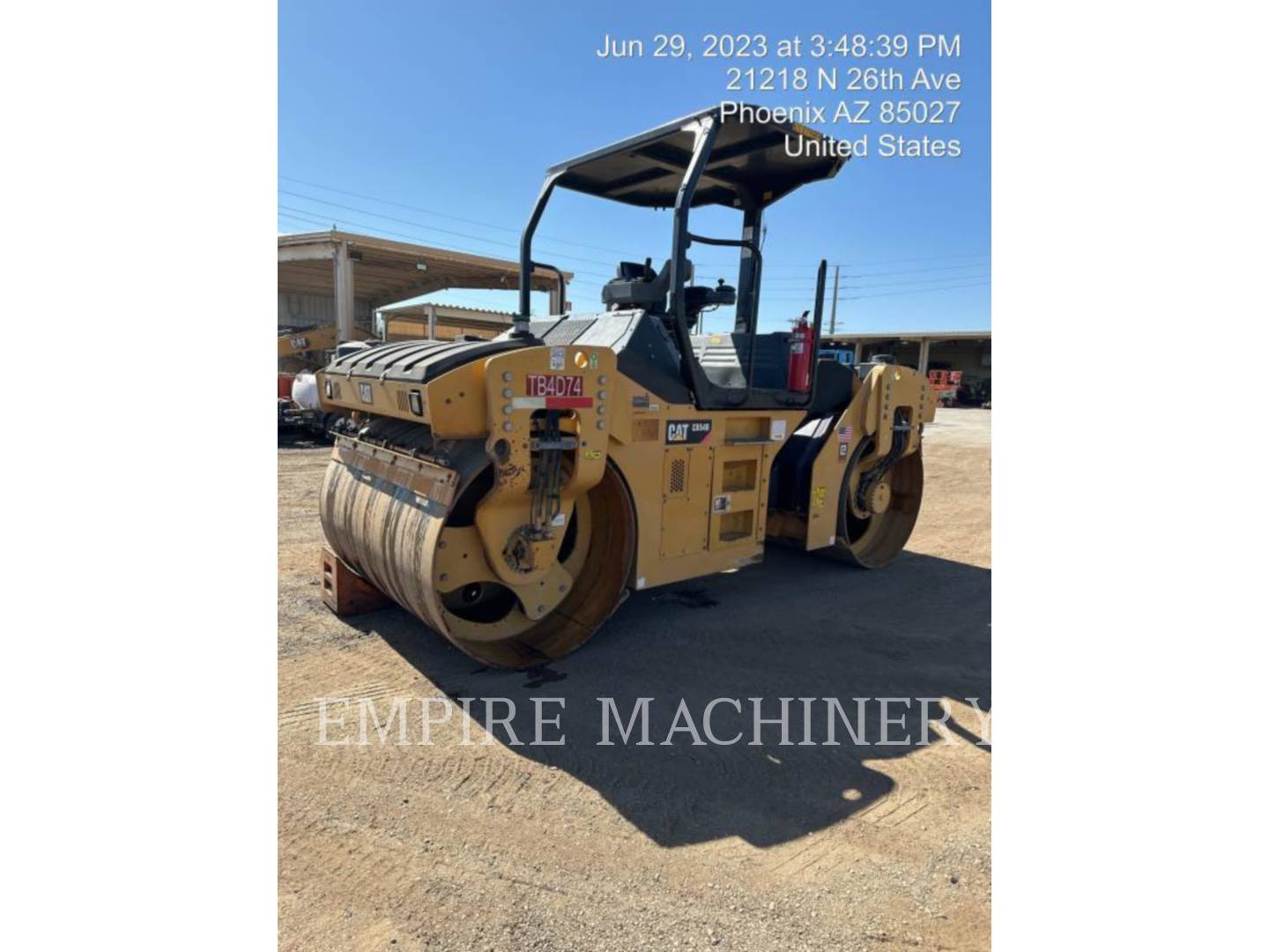 2013 Caterpillar CB54B Vibratory Double