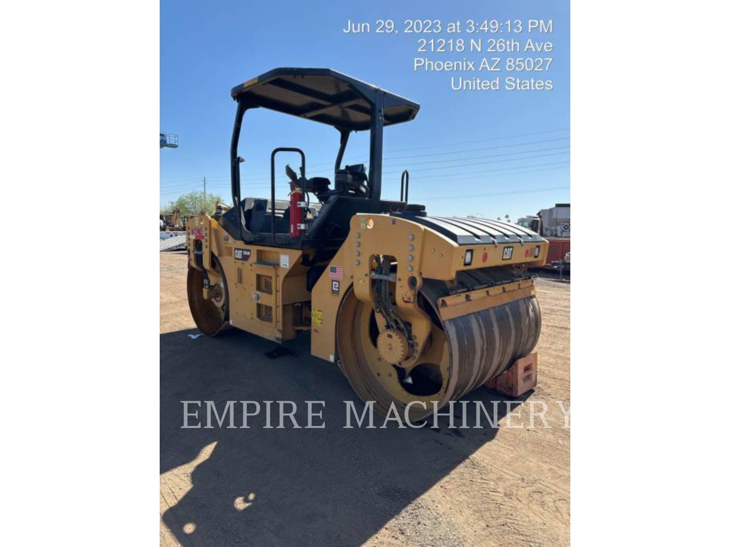 2013 Caterpillar CB54B Vibratory Double