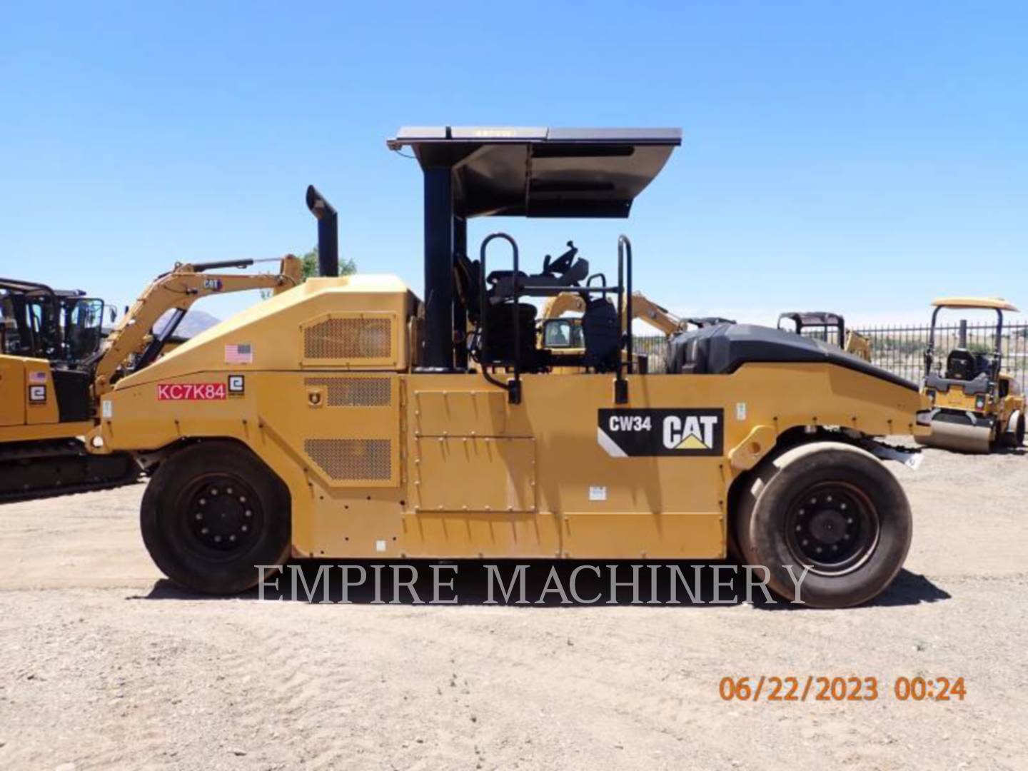 2018 Caterpillar CW34 Compactor