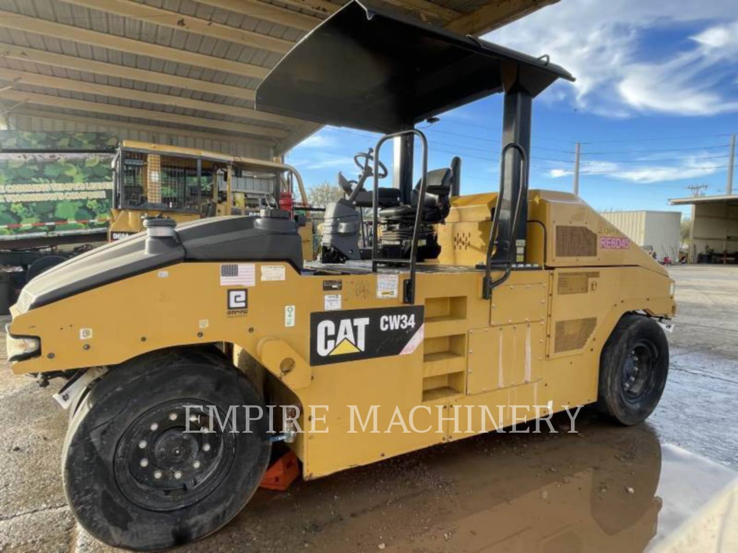 2017 Caterpillar CW34 Compactor