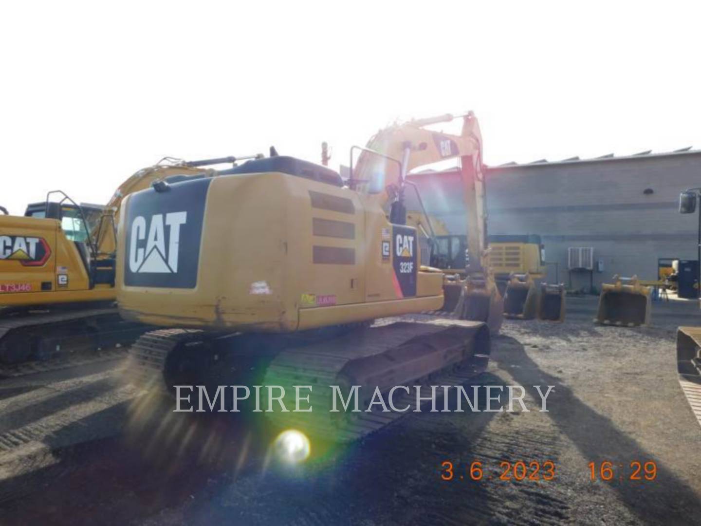 2015 Caterpillar 323FL   TR Excavator