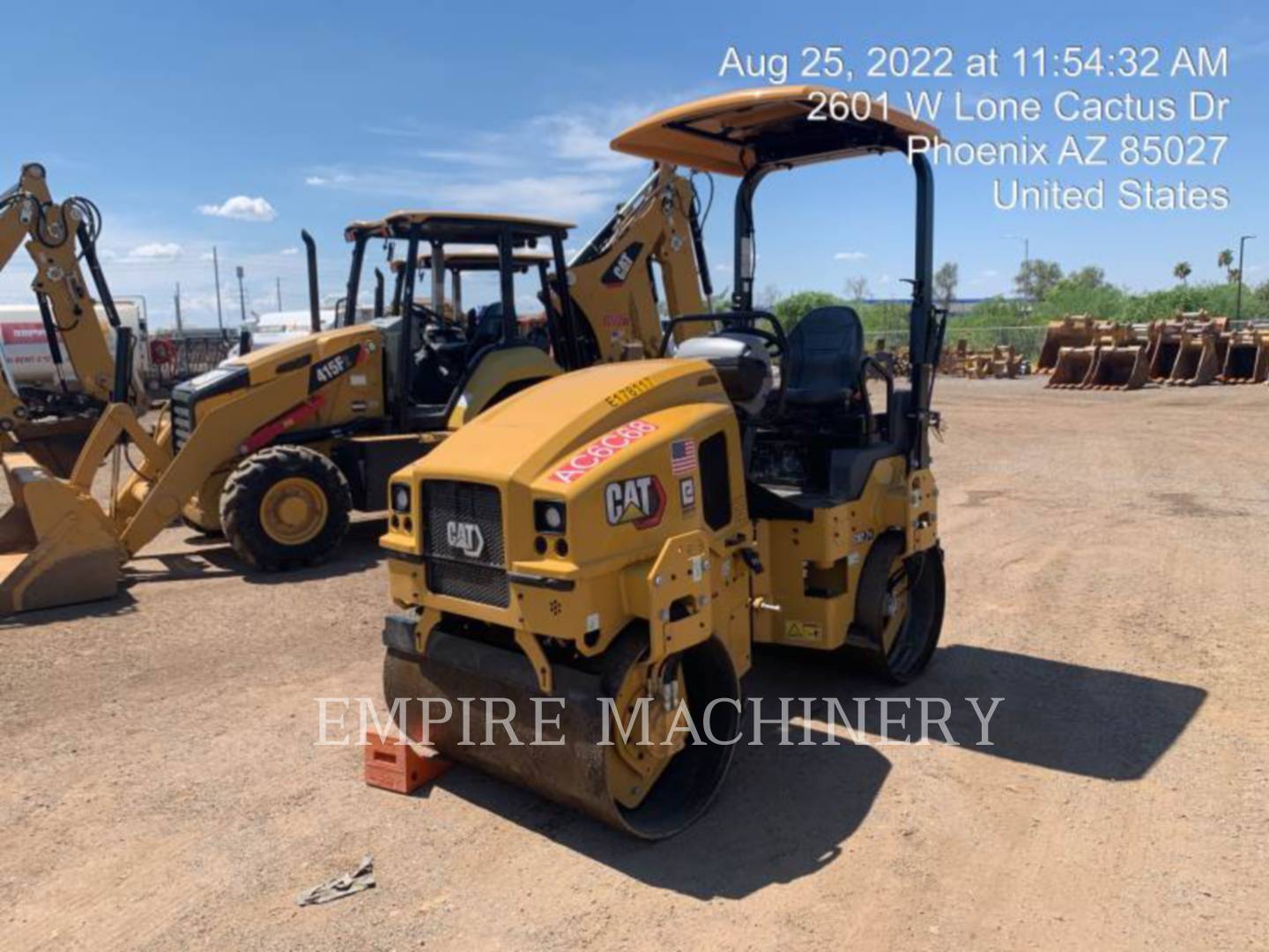 2022 Caterpillar CB2.7GC Vibratory Double