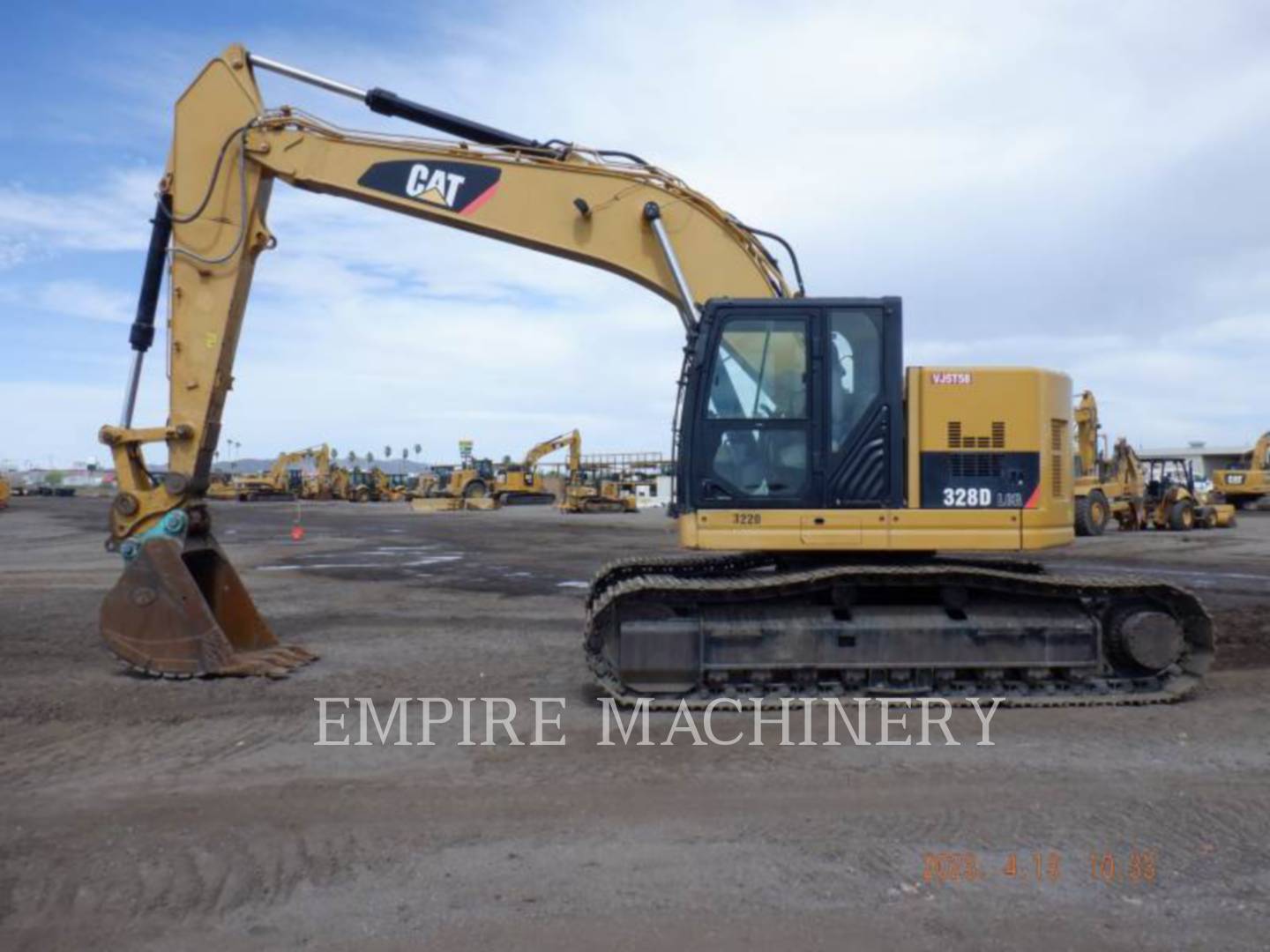 2014 Caterpillar 328D LCR Excavator