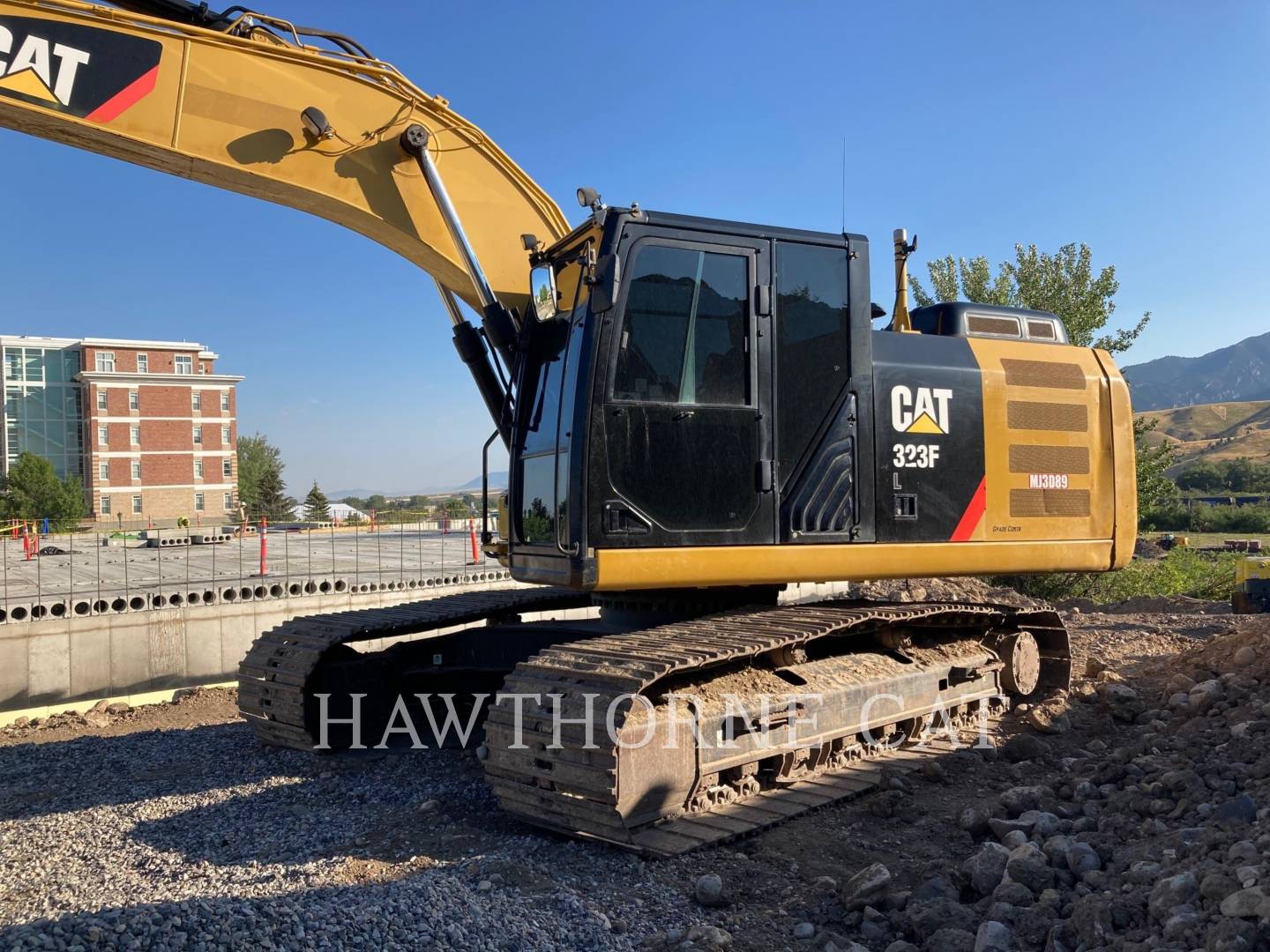 2016 Caterpillar 323F TR Excavator