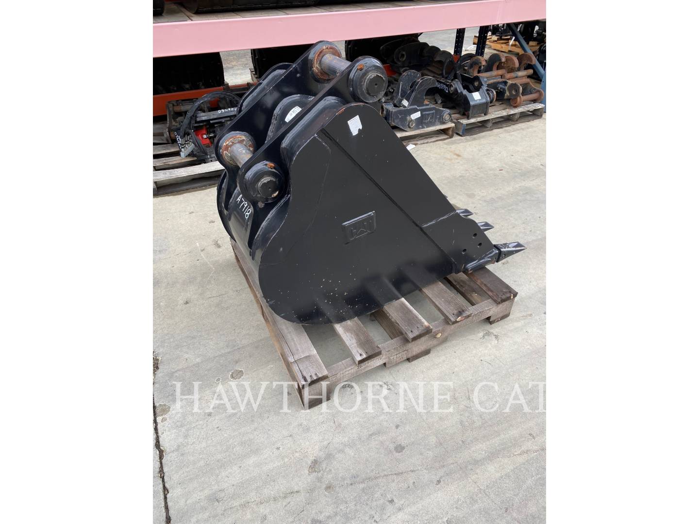 Caterpillar 310 - 24" PO Bucket