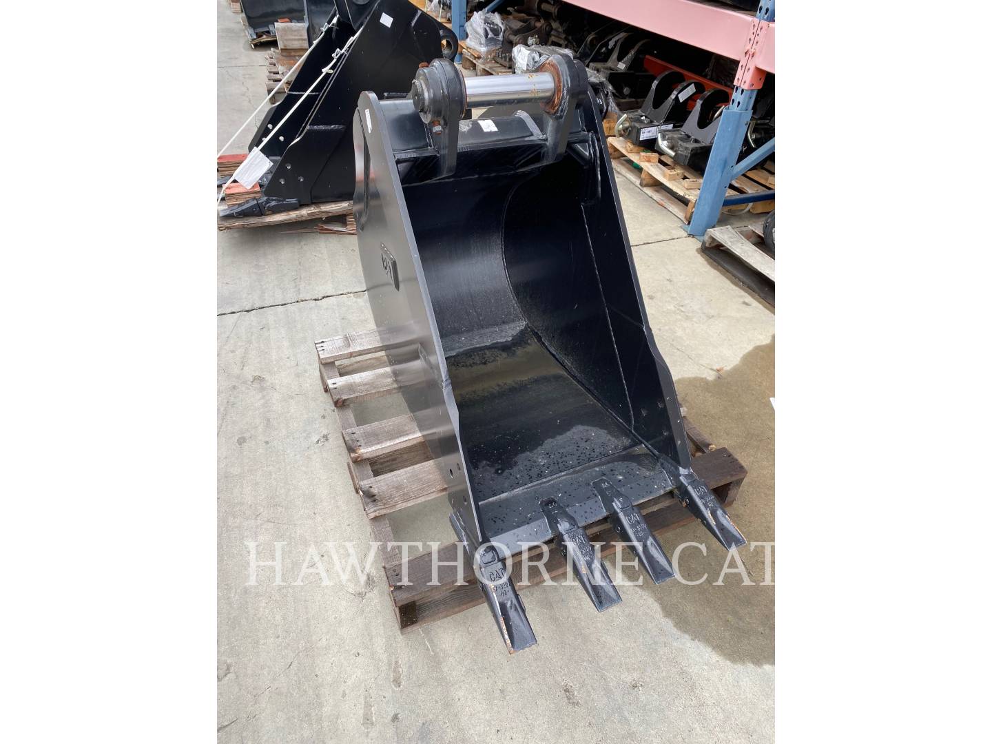 Caterpillar 310 - 24" PO Bucket