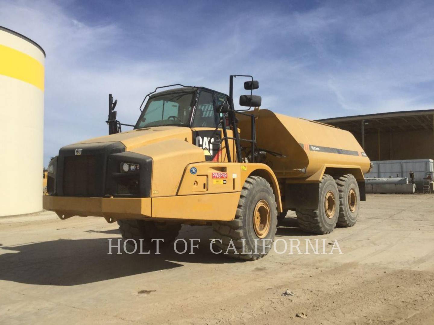 2014 Caterpillar 740B WT Water Truck