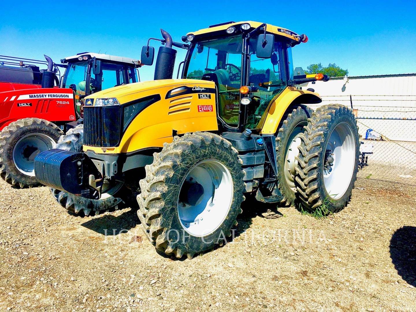 2015 Challenger MT585E Tractor