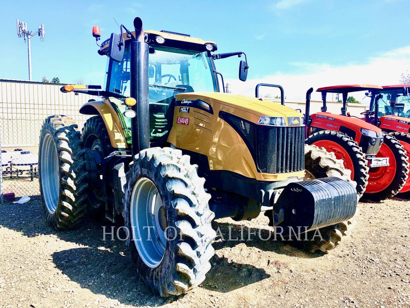 2015 Challenger MT585E Tractor