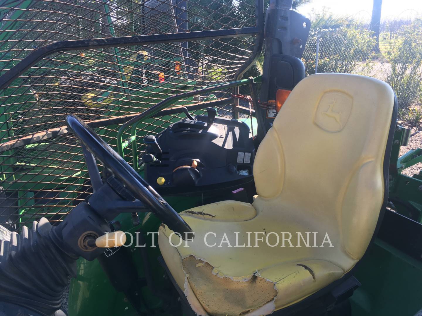 2009 John Deere 5095M Tractor