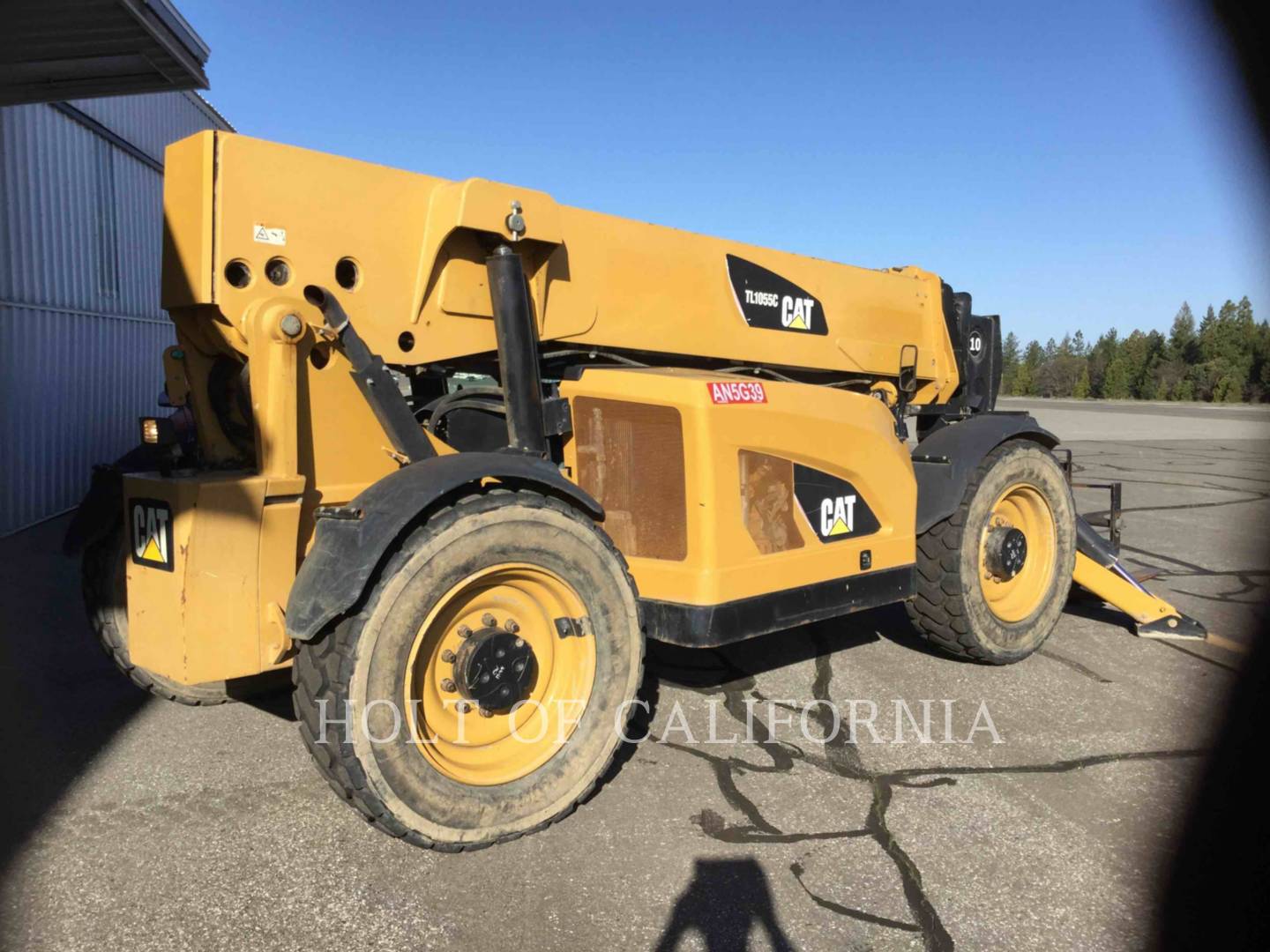 2013 Caterpillar TL1055 TeleHandler