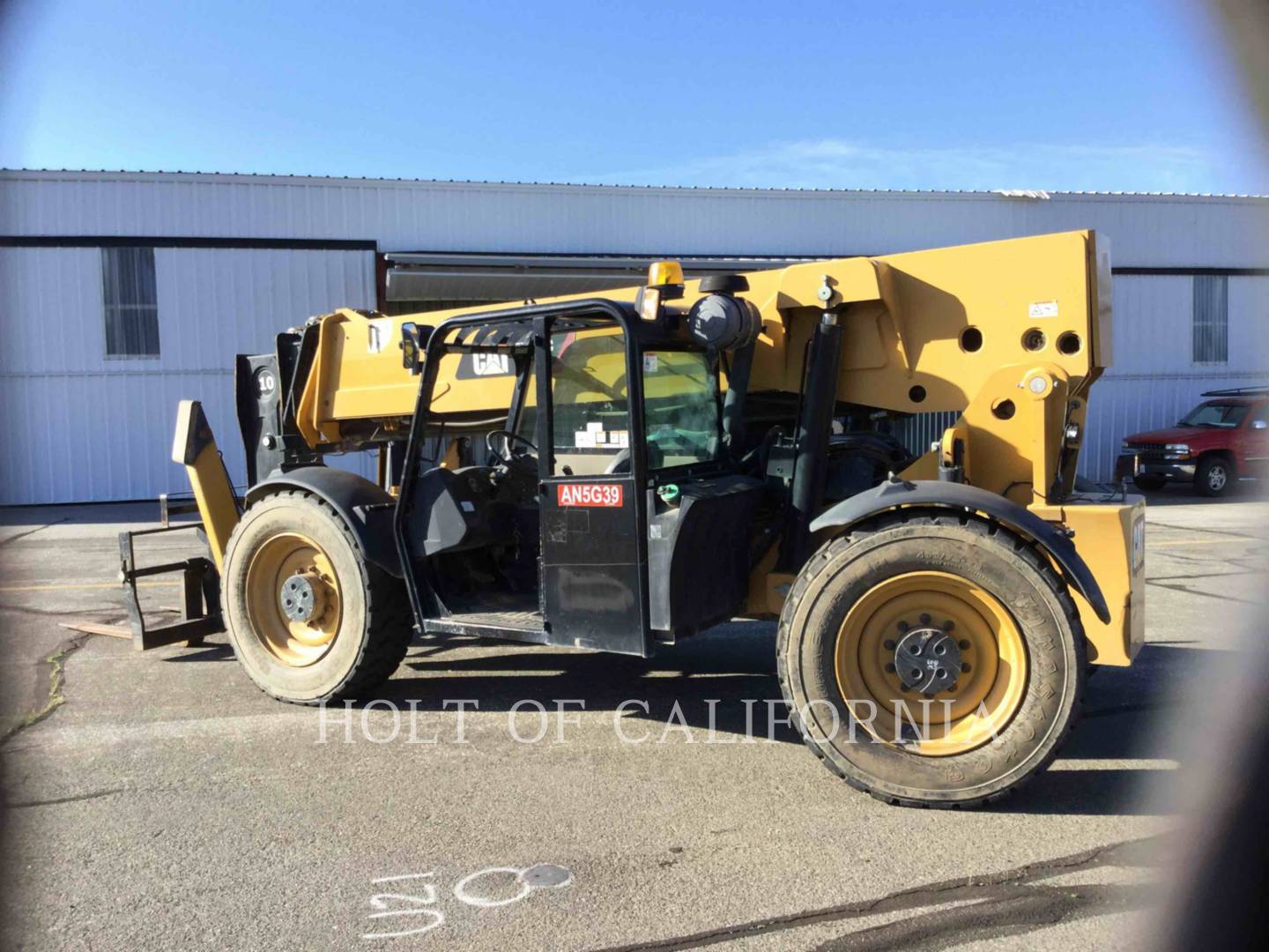 2013 Caterpillar TL1055 TeleHandler