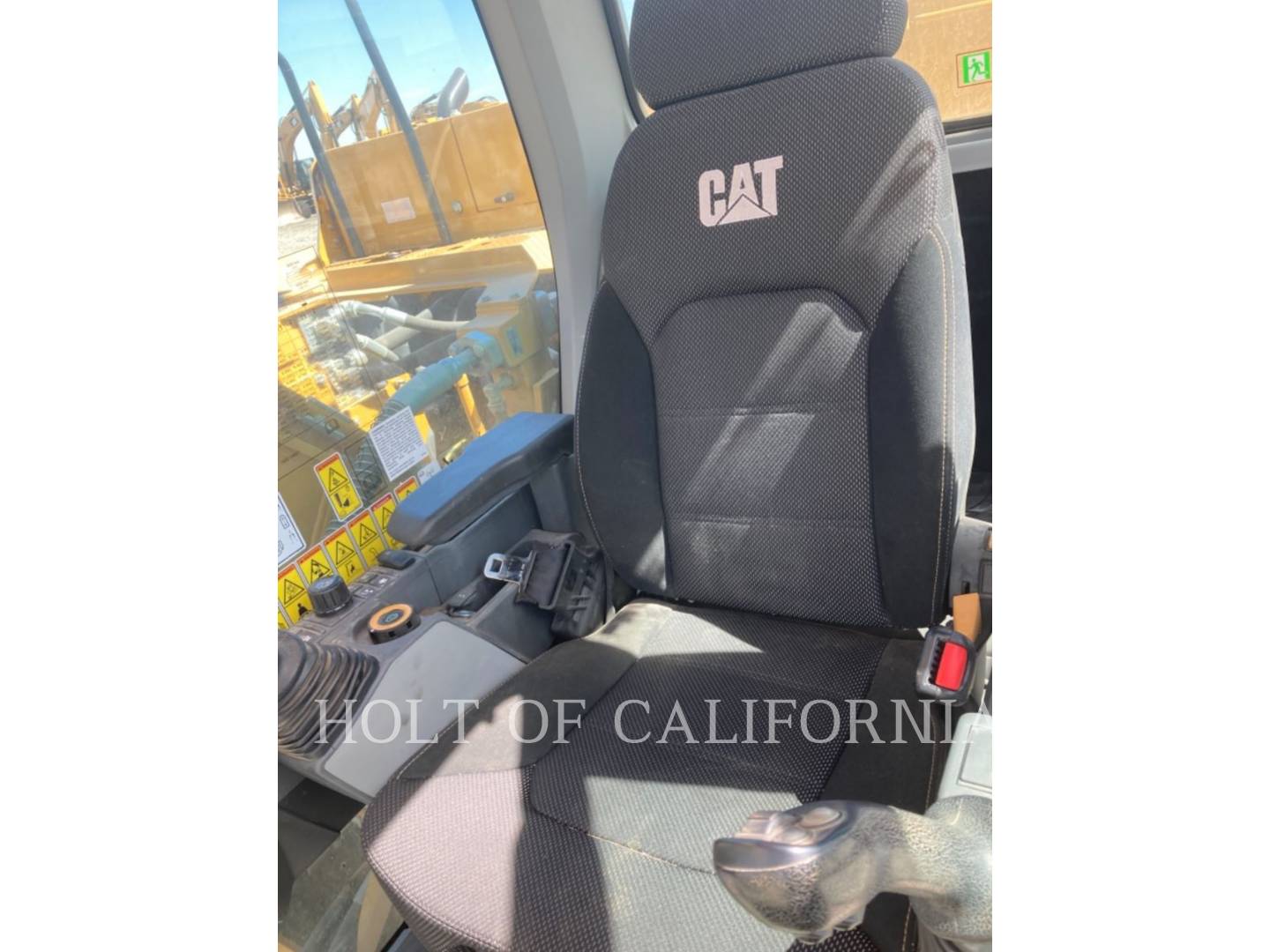 2019 Caterpillar 323 Excavator