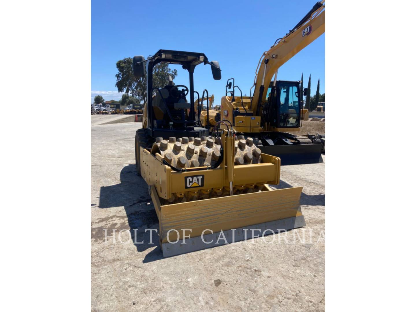 2019 Caterpillar CP44B Compactor