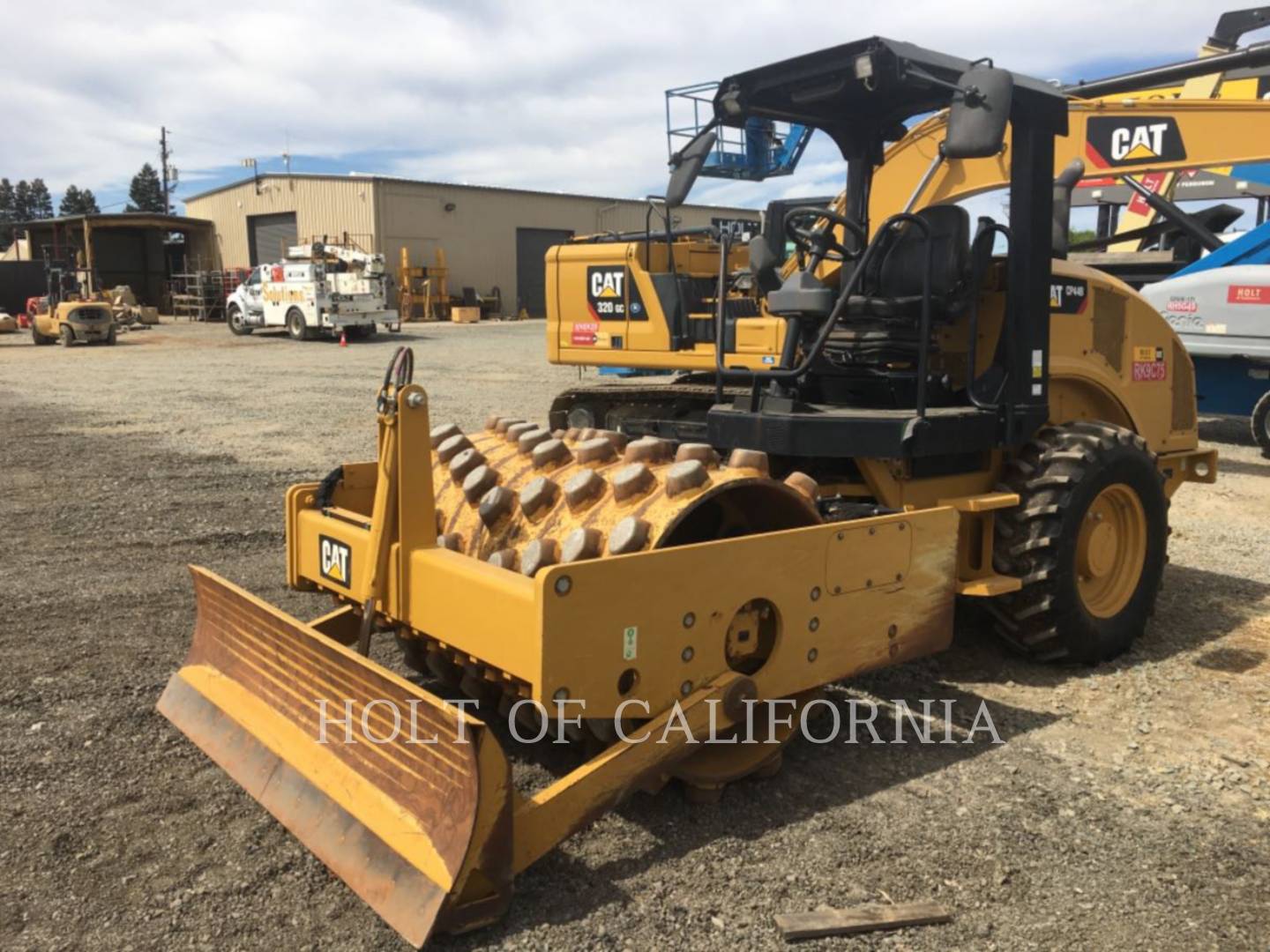 2019 Caterpillar CP44B Compactor