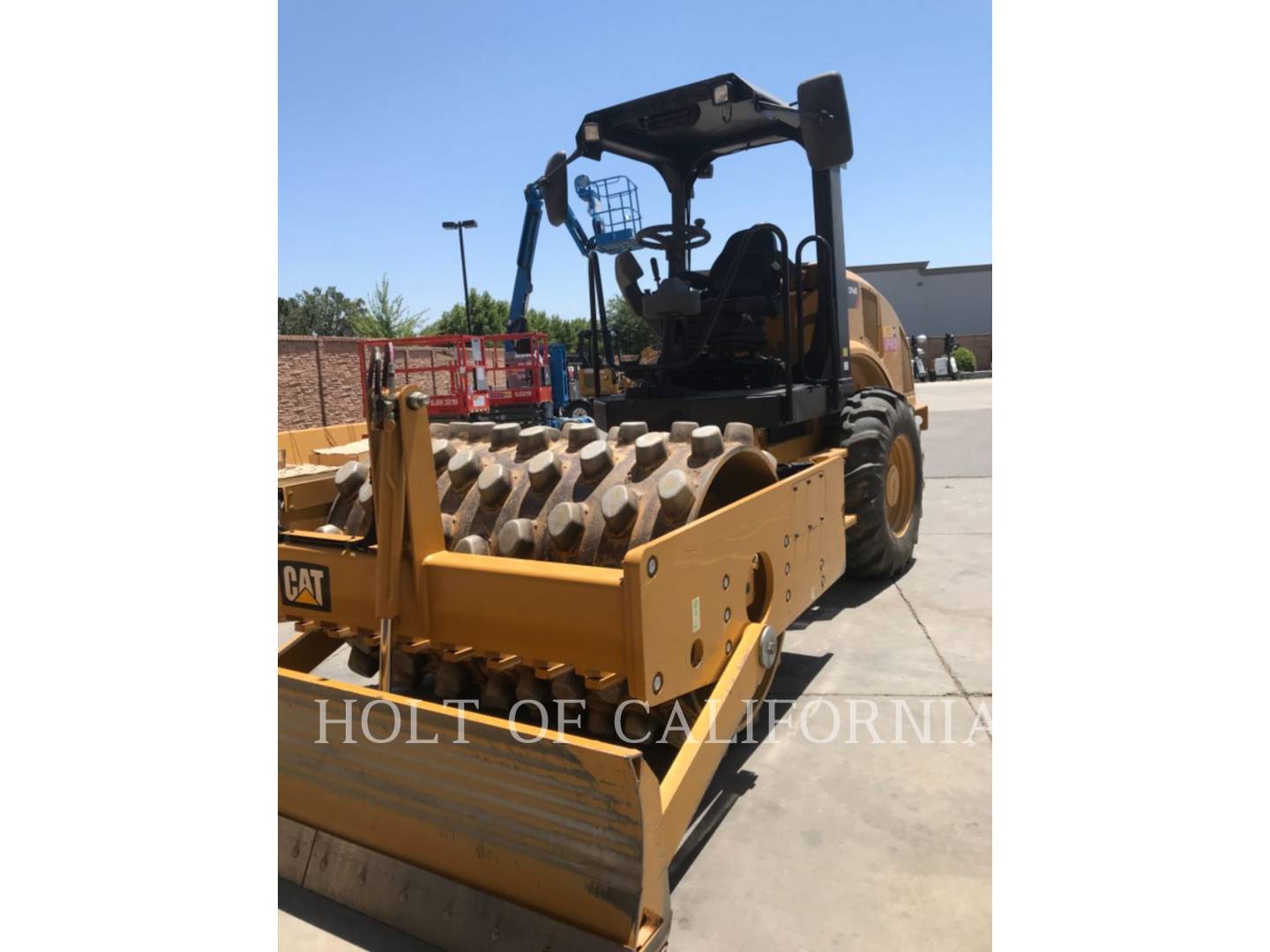 2019 Caterpillar CP44B Compactor