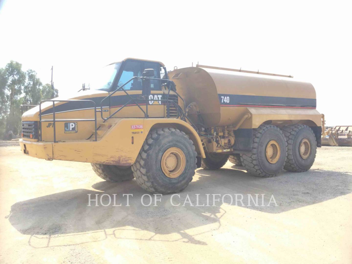 2006 Caterpillar 740 WT Water Truck