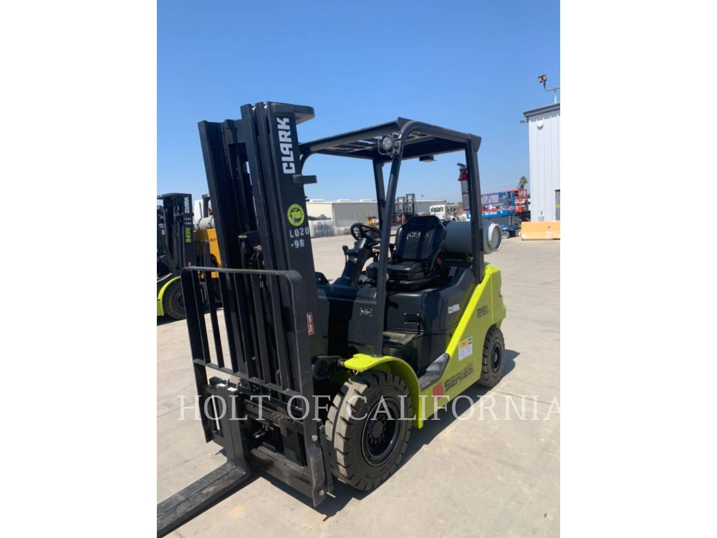 2020 Clark S25L Forklift