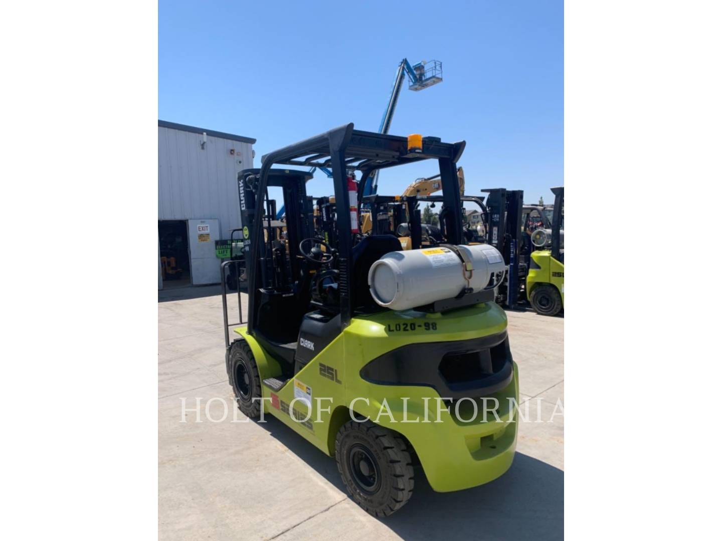 2020 Clark S25L Forklift