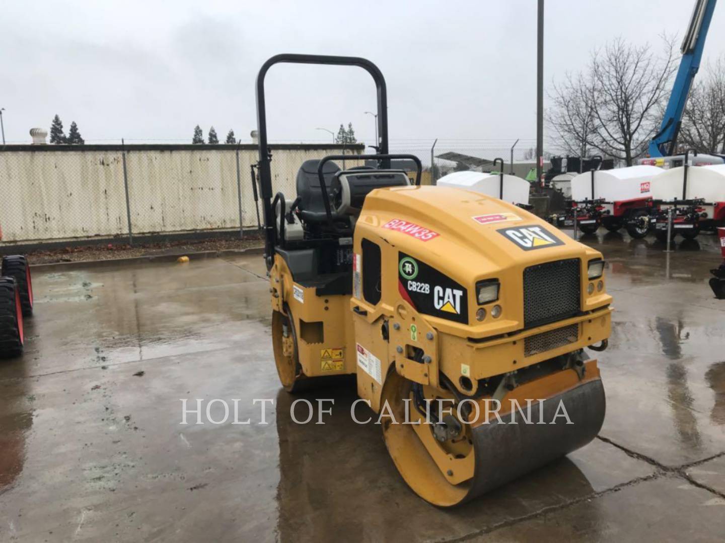 2017 Caterpillar CB22 Compactor