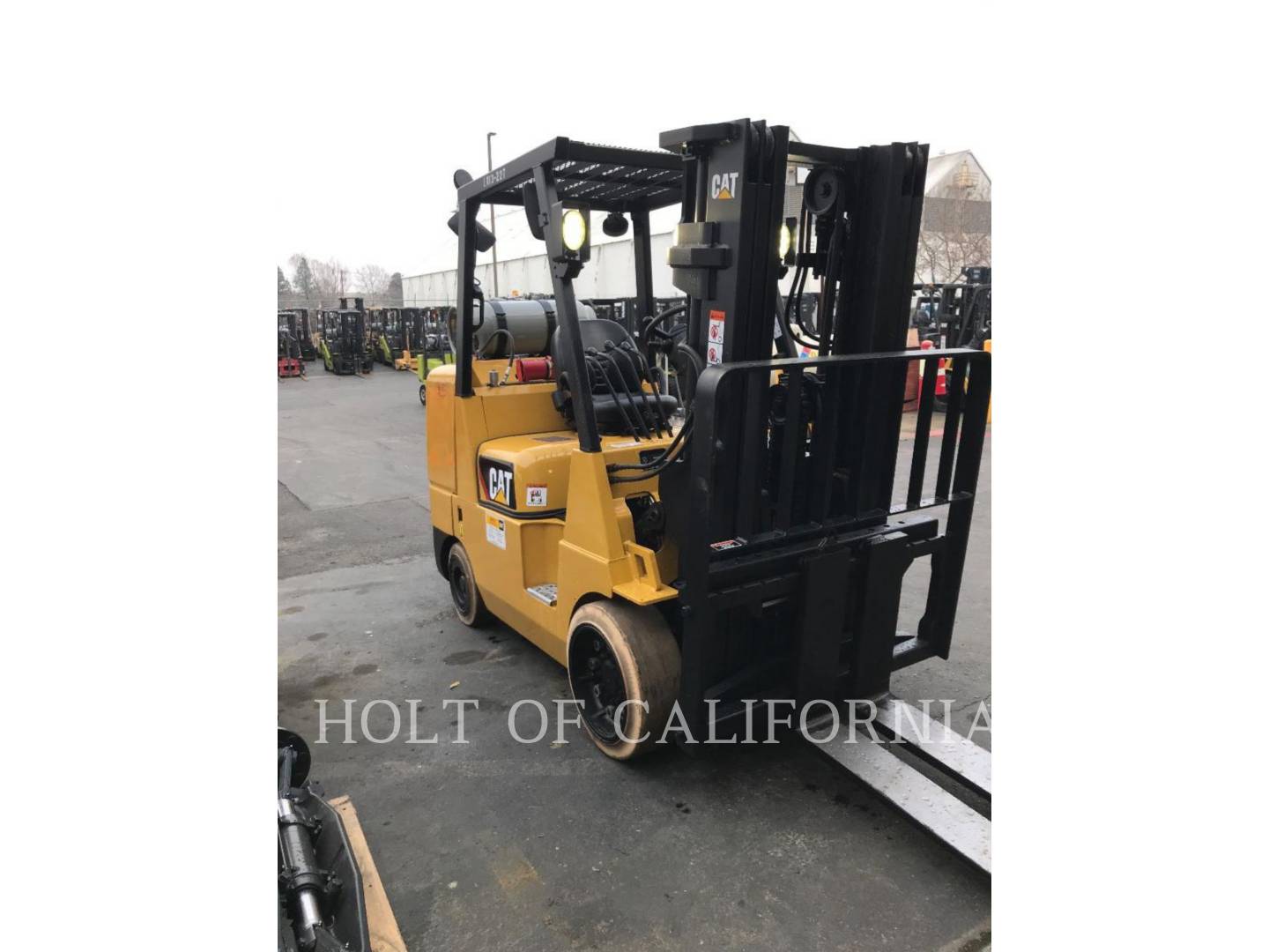 2013 Caterpillar GC40K Forklift