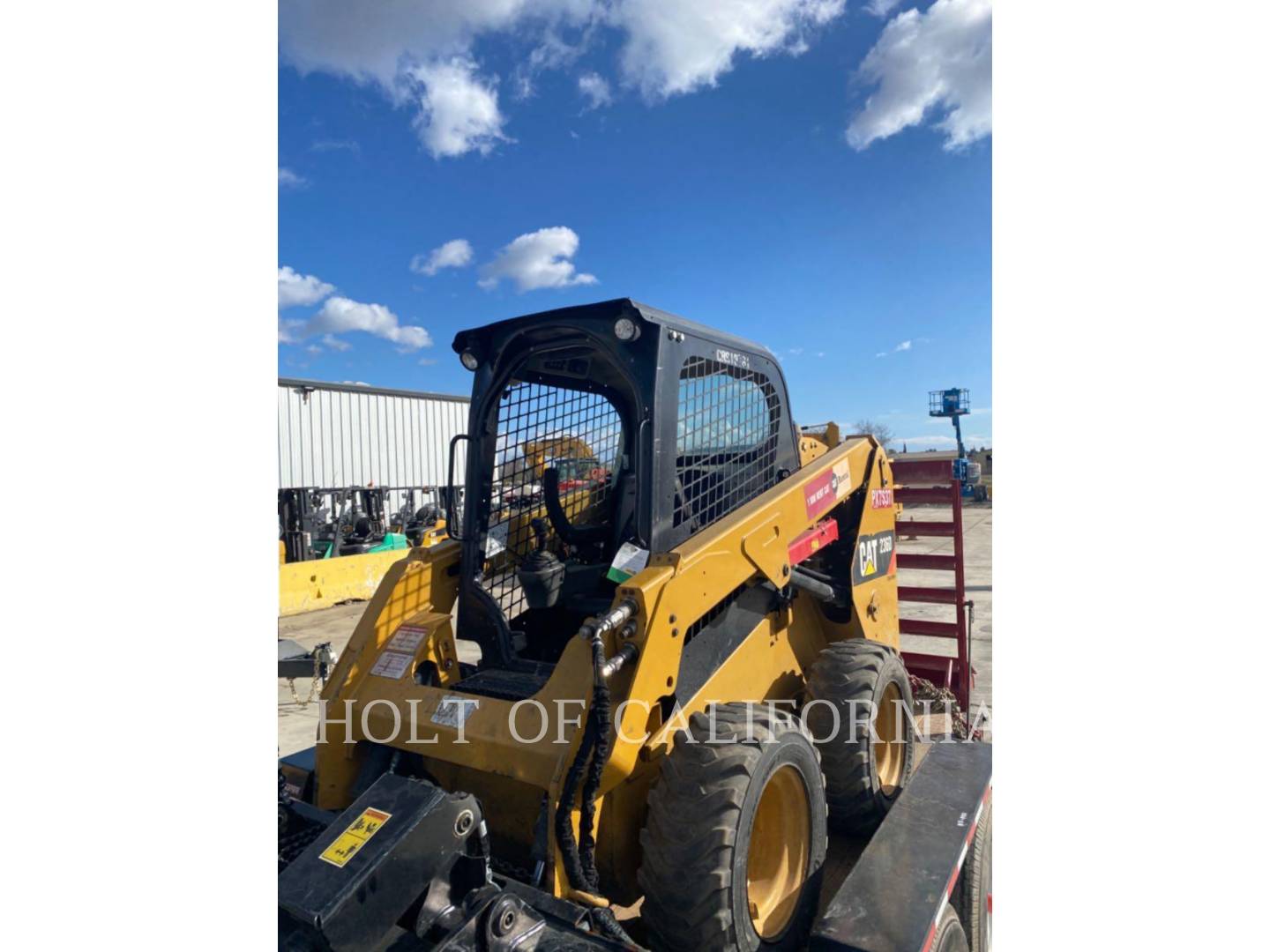 2016 Caterpillar 236 HF Skid Steer Loader