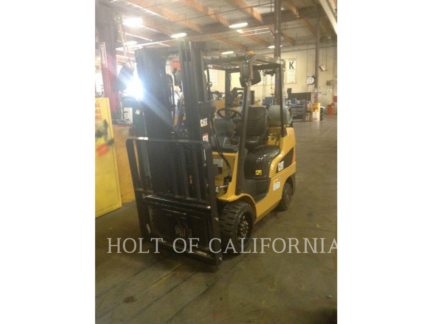 2017 Caterpillar C6000-LE Forklift