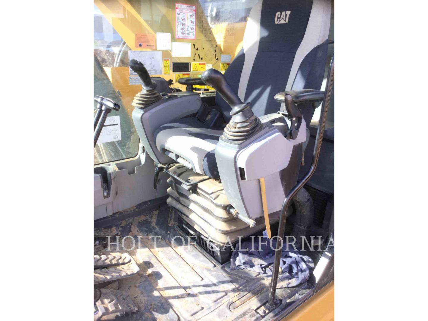 2019 Caterpillar 325FCR Excavator