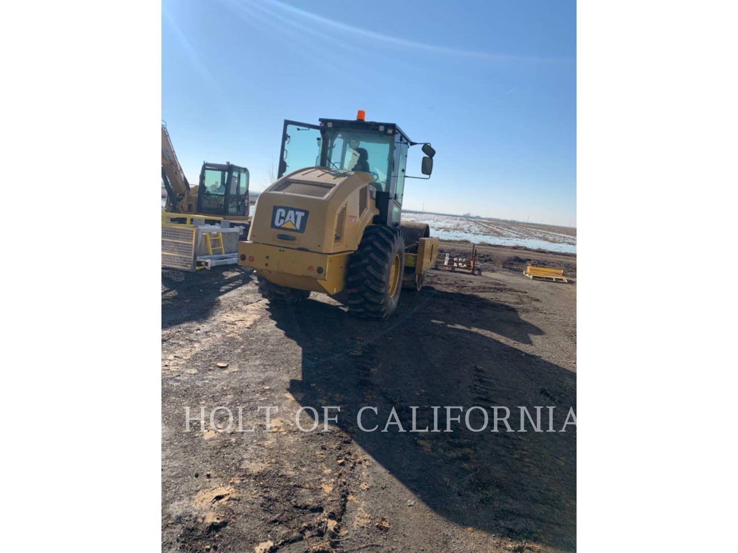 2018 Caterpillar CS78B Compactor