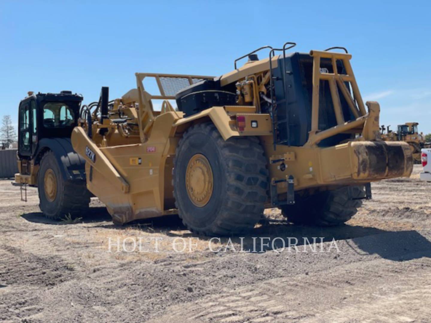 2022 Caterpillar 627K Wheel Tractor