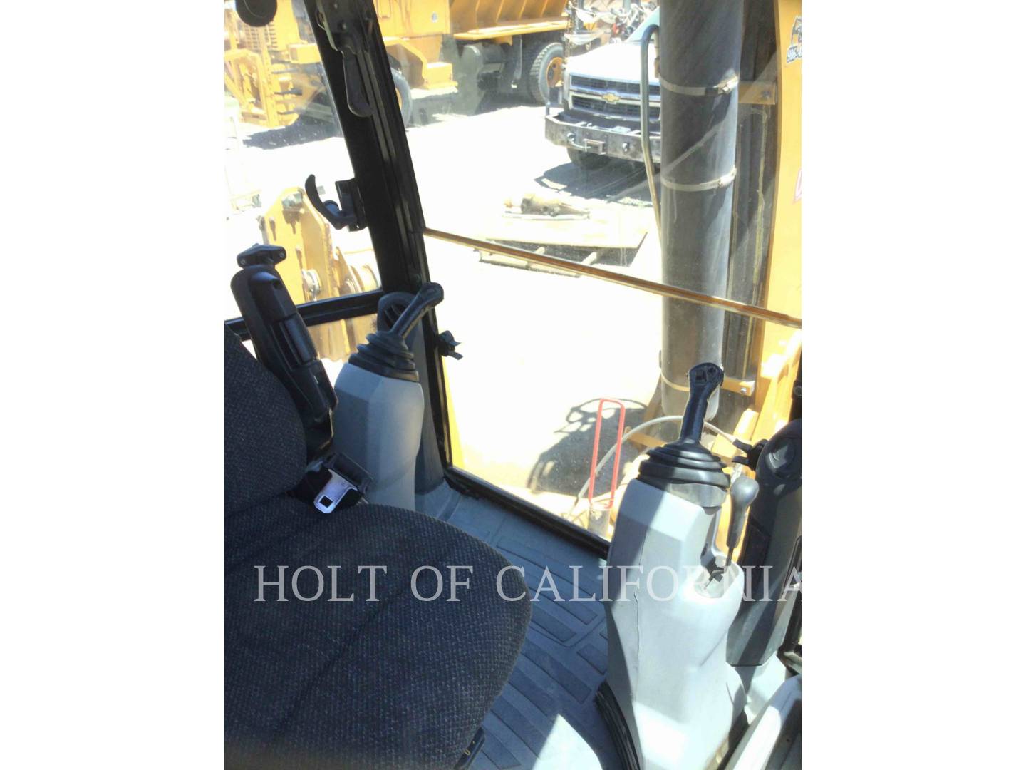 2016 Caterpillar 450F Tractor Loader Backhoe