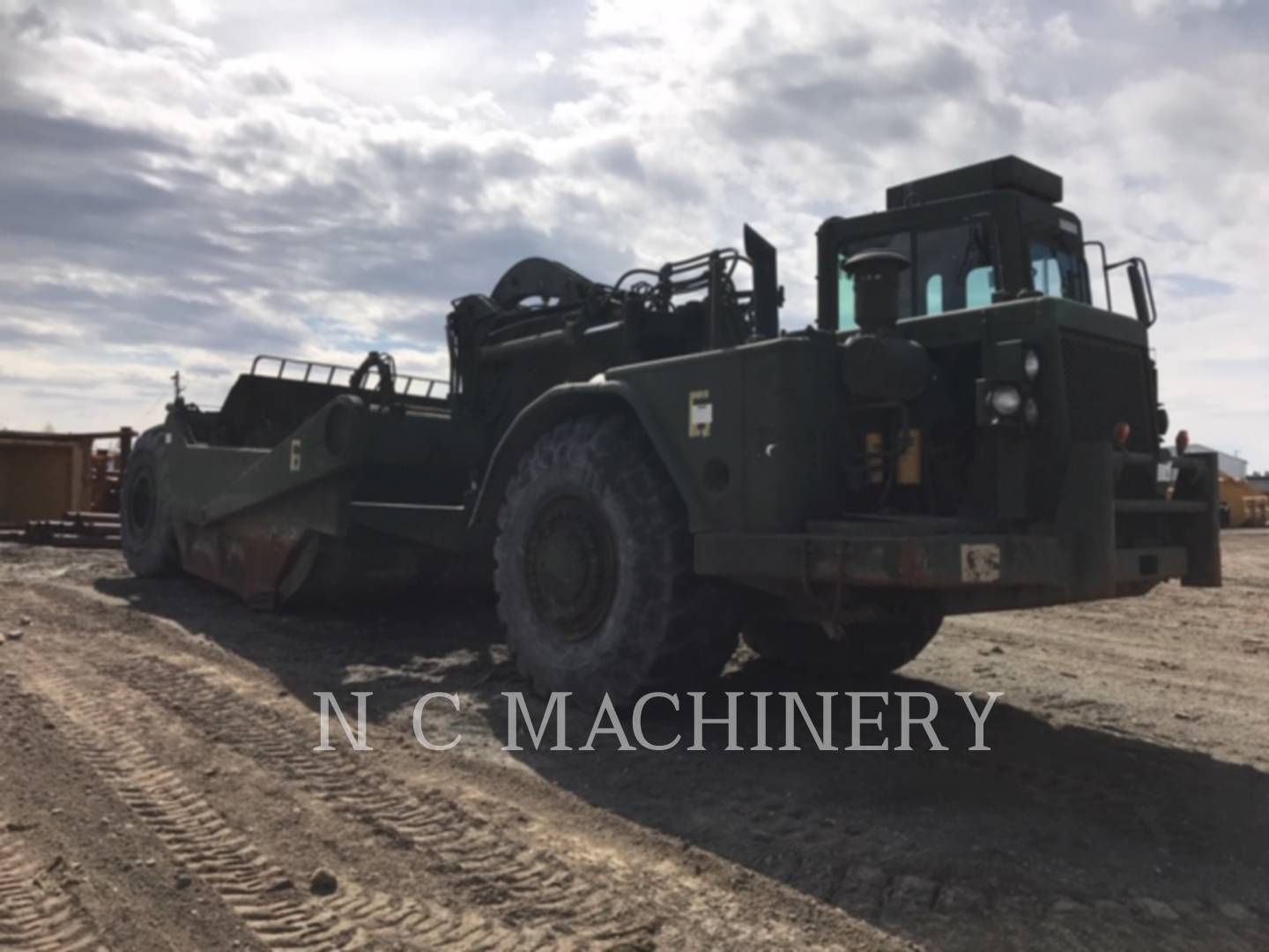 1985 Caterpillar 621B Wheel Tractor