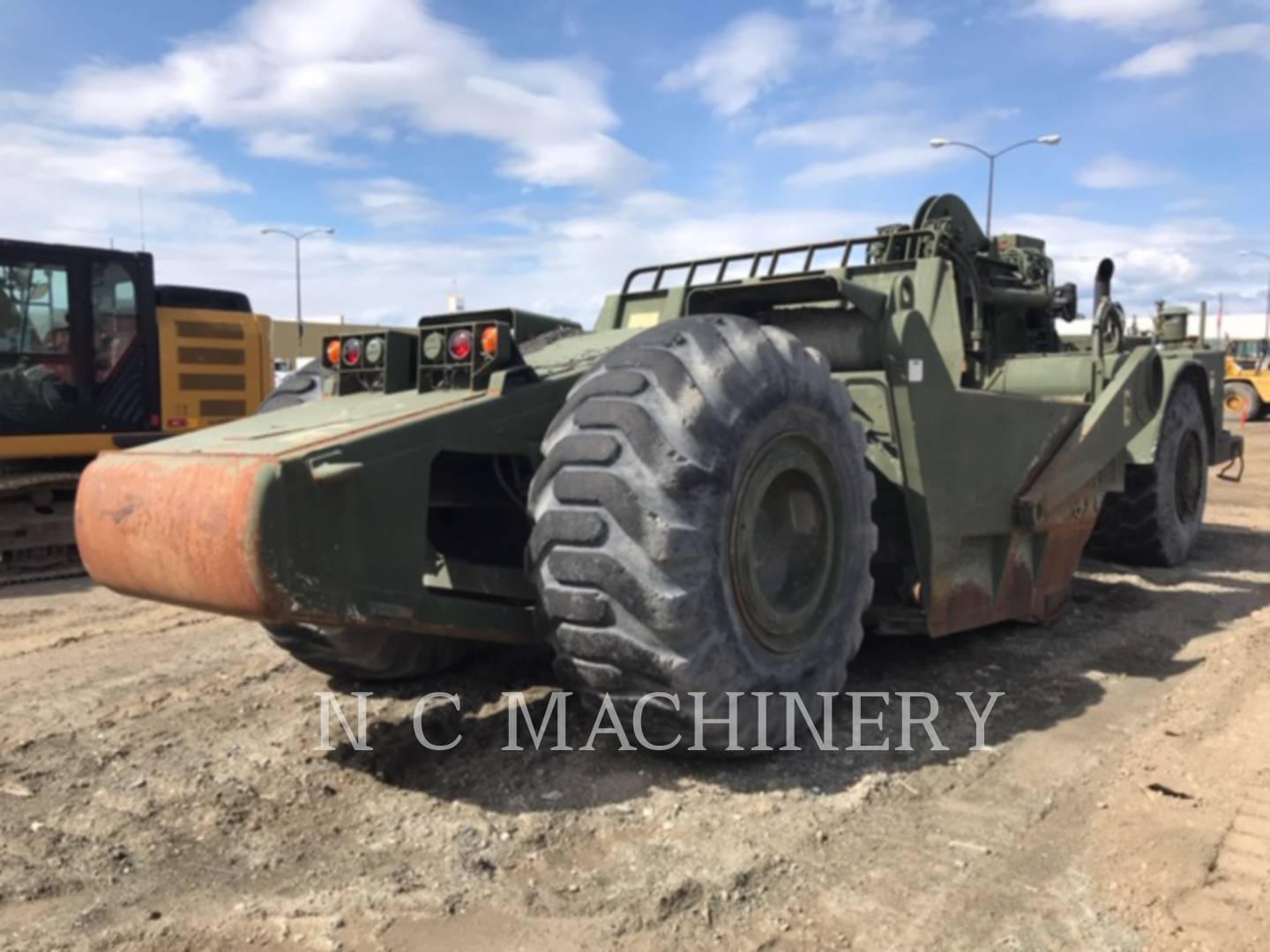 1985 Caterpillar 621B Wheel Tractor