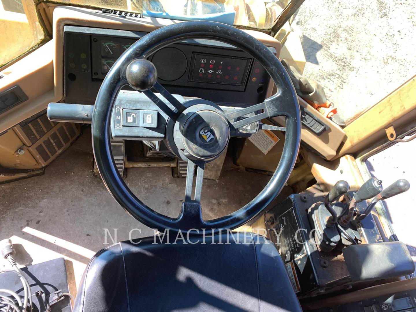 1995 Caterpillar 924F Wheel Loader