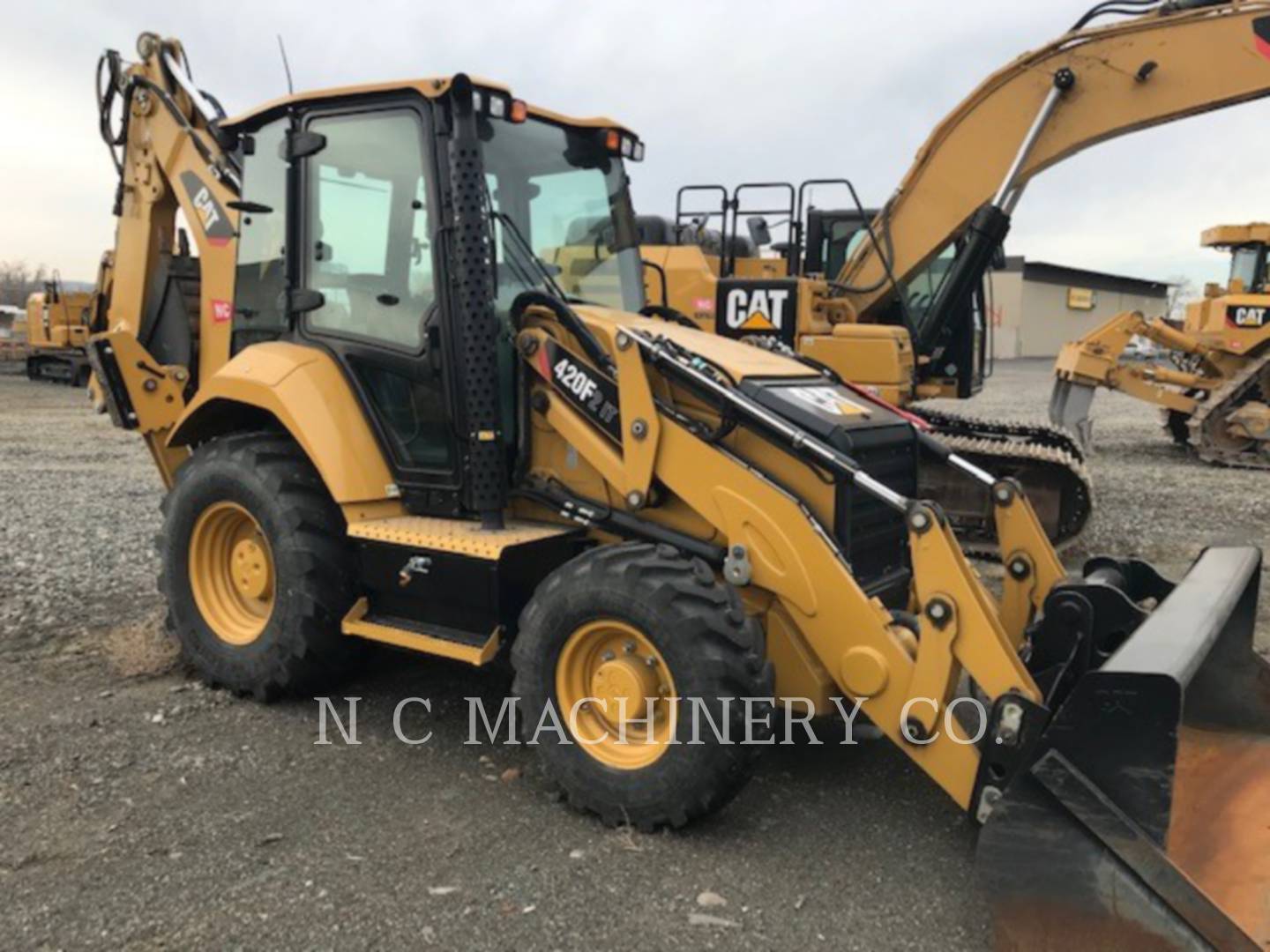 2019 Caterpillar 420F2 ITCB Tractor Loader Backhoe