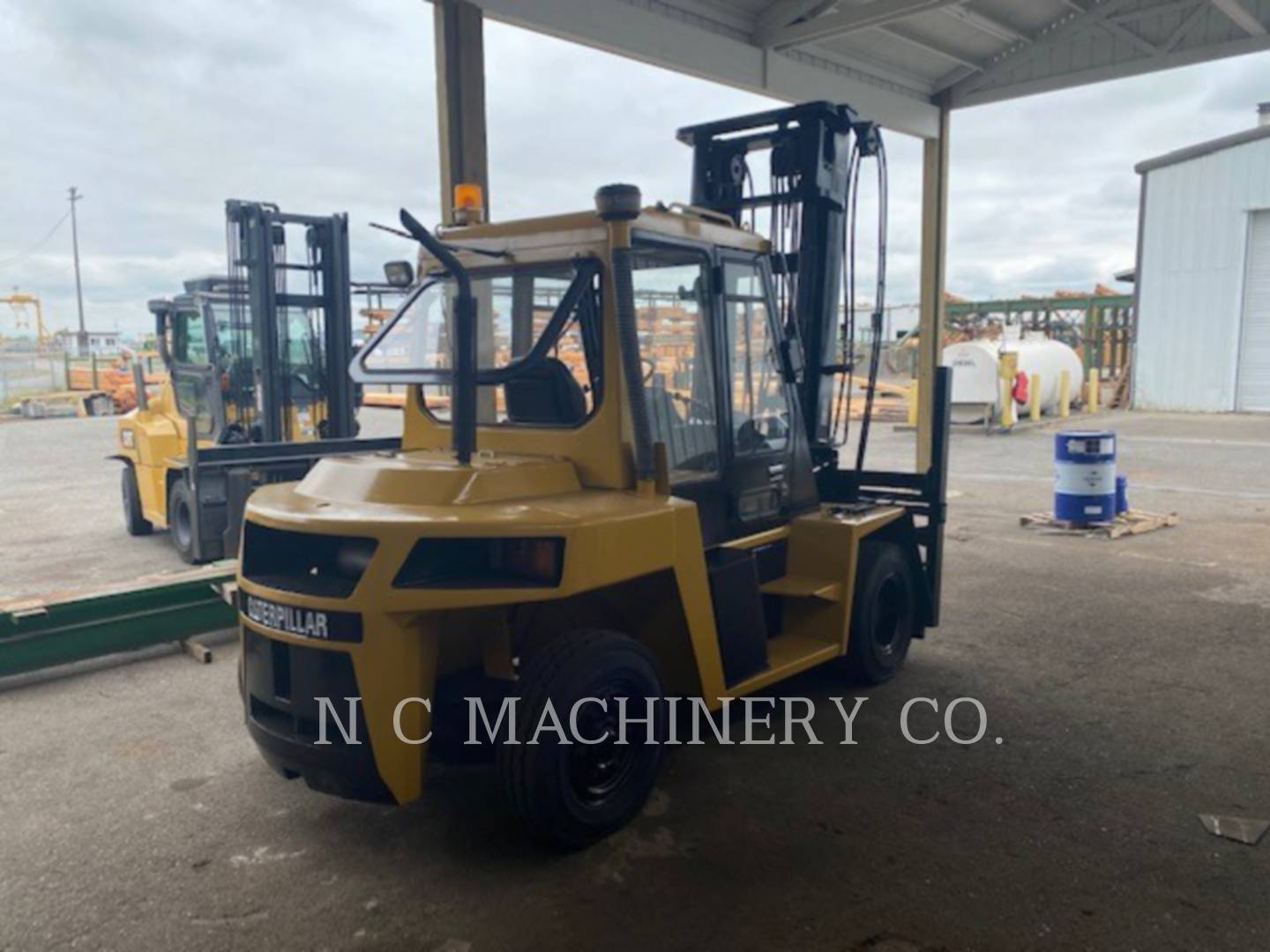 2005 Caterpillar DP70 Forklift