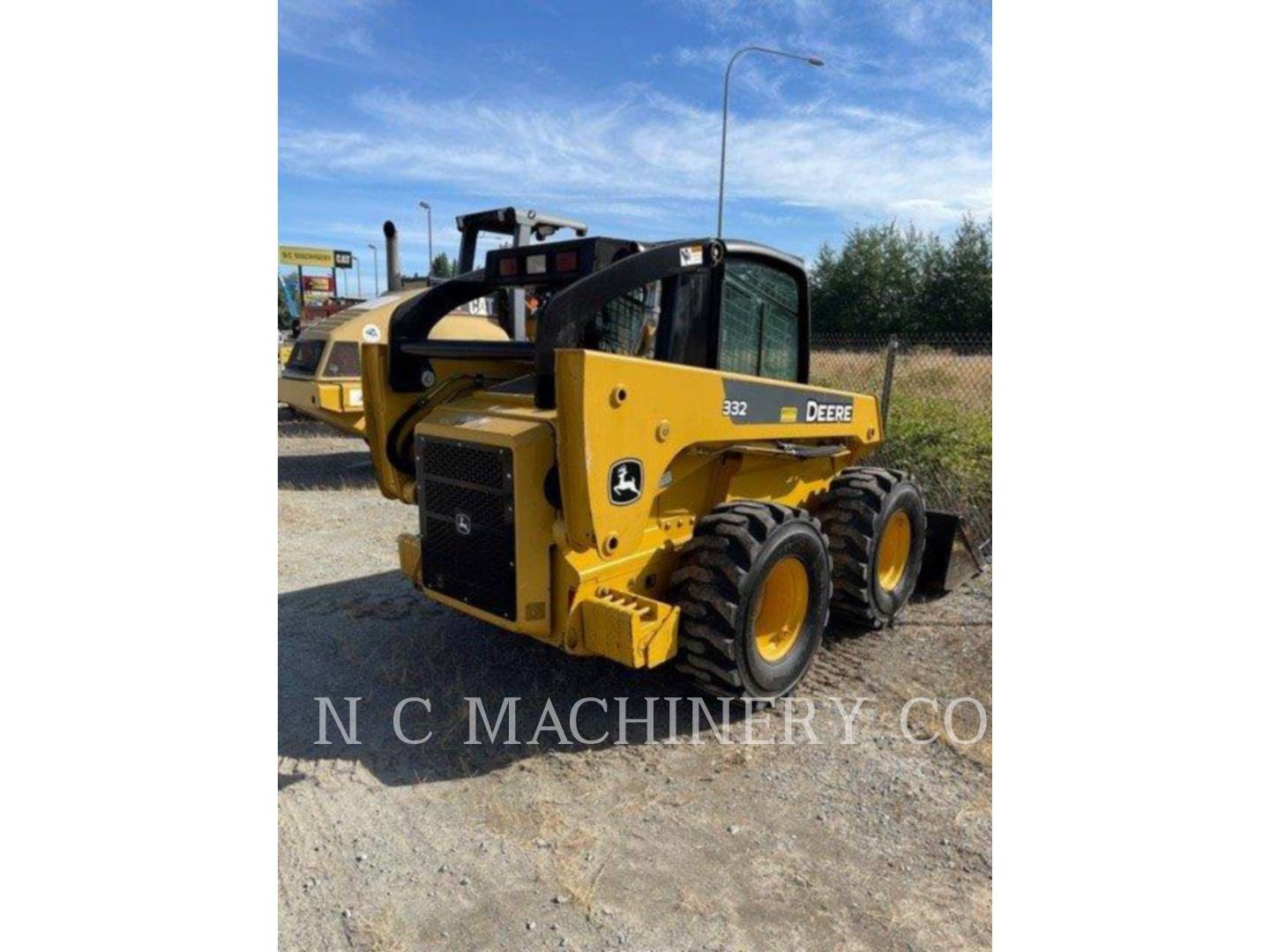 2006 John Deere 332 Skid Steer Loader