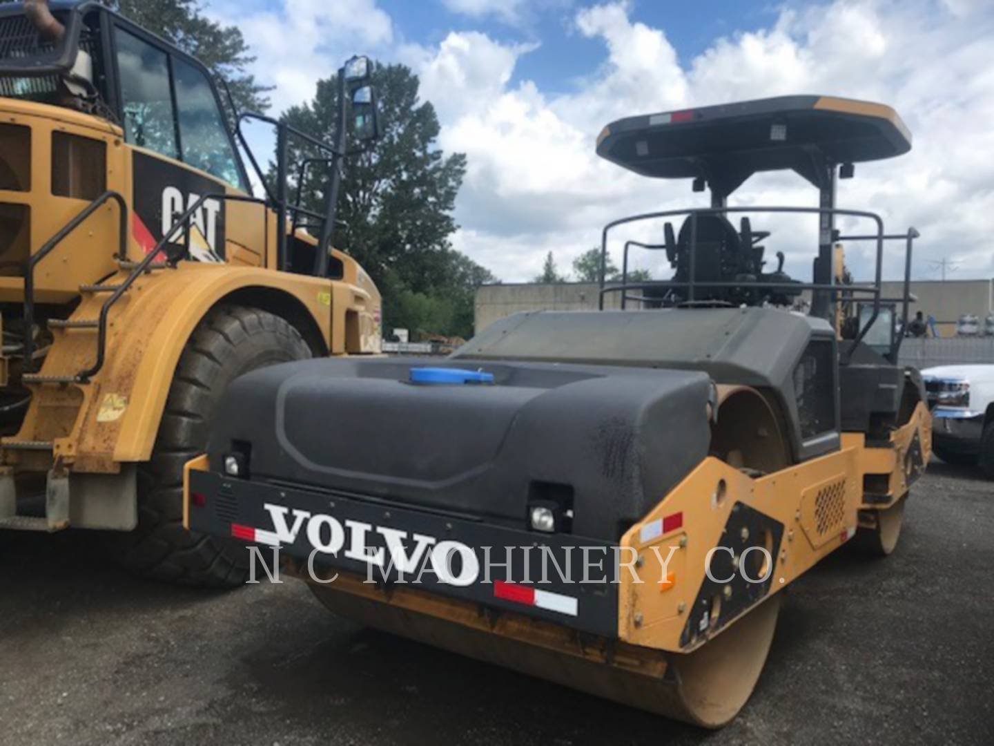 2018 Volvo DD120C Paver