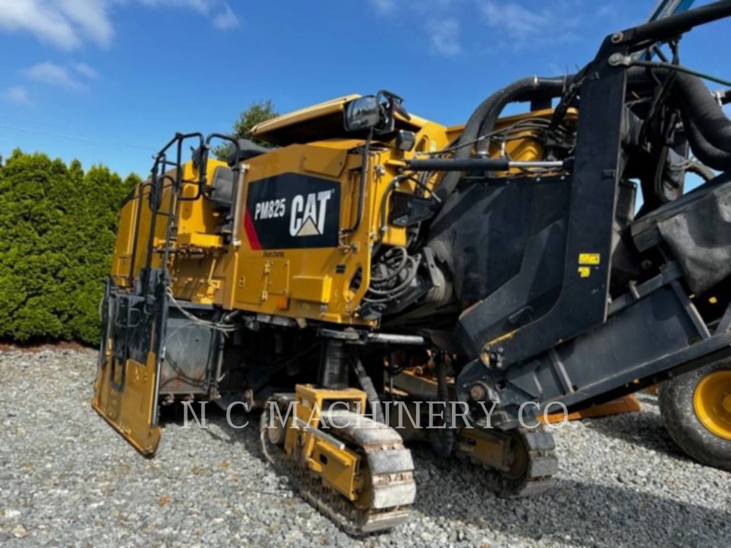 2018 Caterpillar PM825 Paver