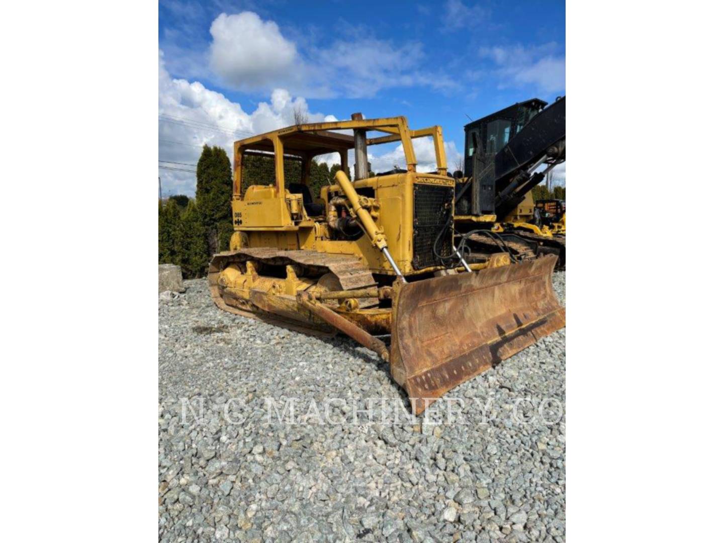 1990 Komatsu D85 Dozer