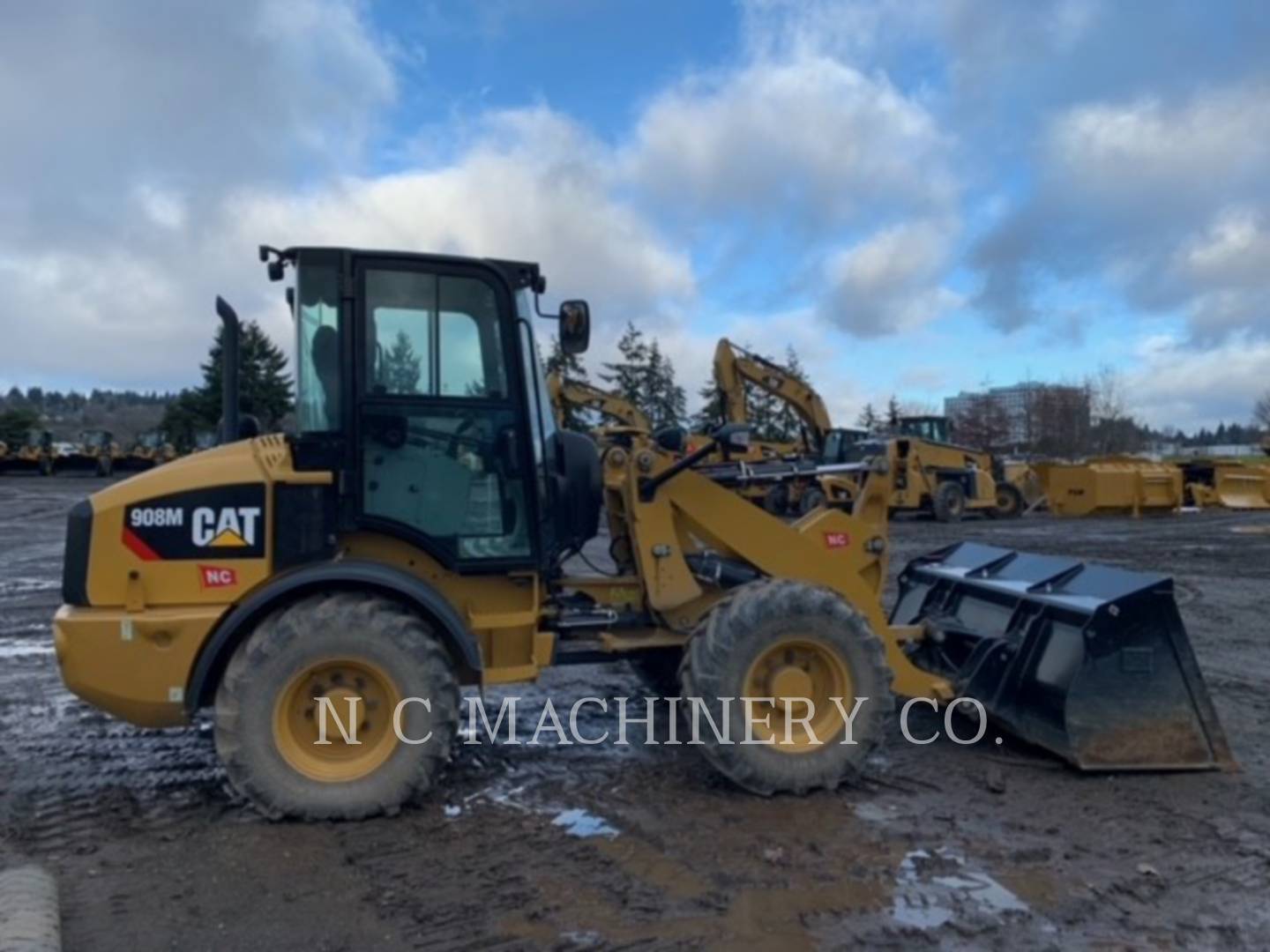 2018 Caterpillar 908M Wheel Loader