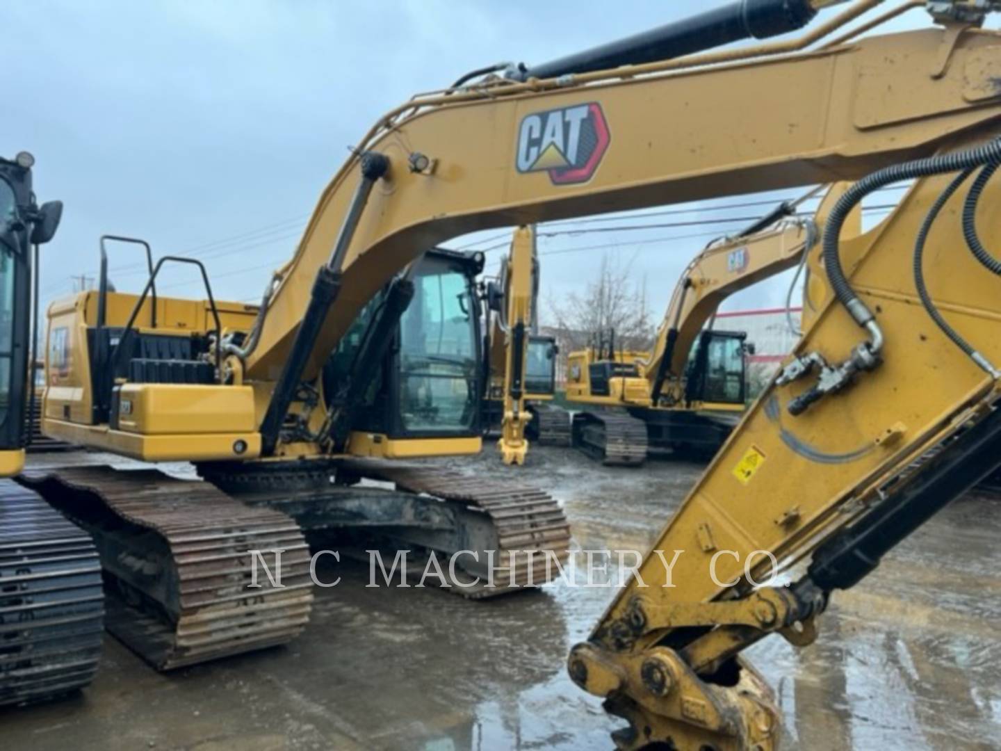 2022 Caterpillar 323 Excavator