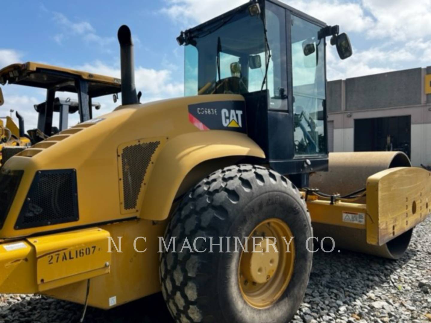 2007 Caterpillar CS683E Paver