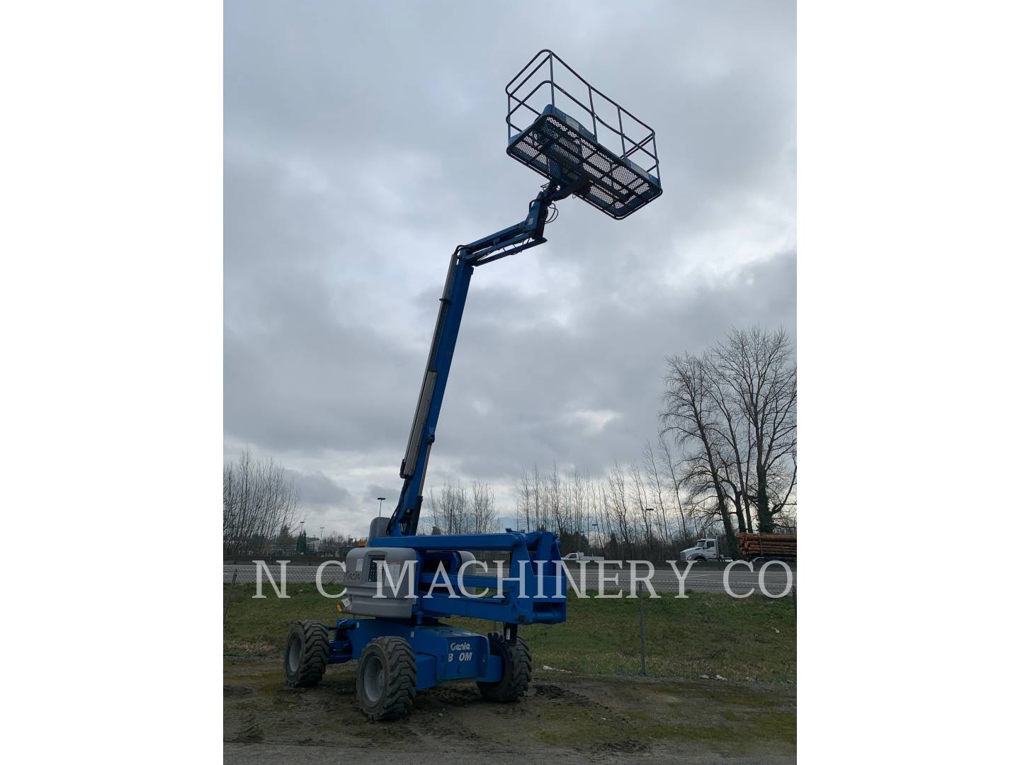 2007 Genie Z60/34 Lift Truck