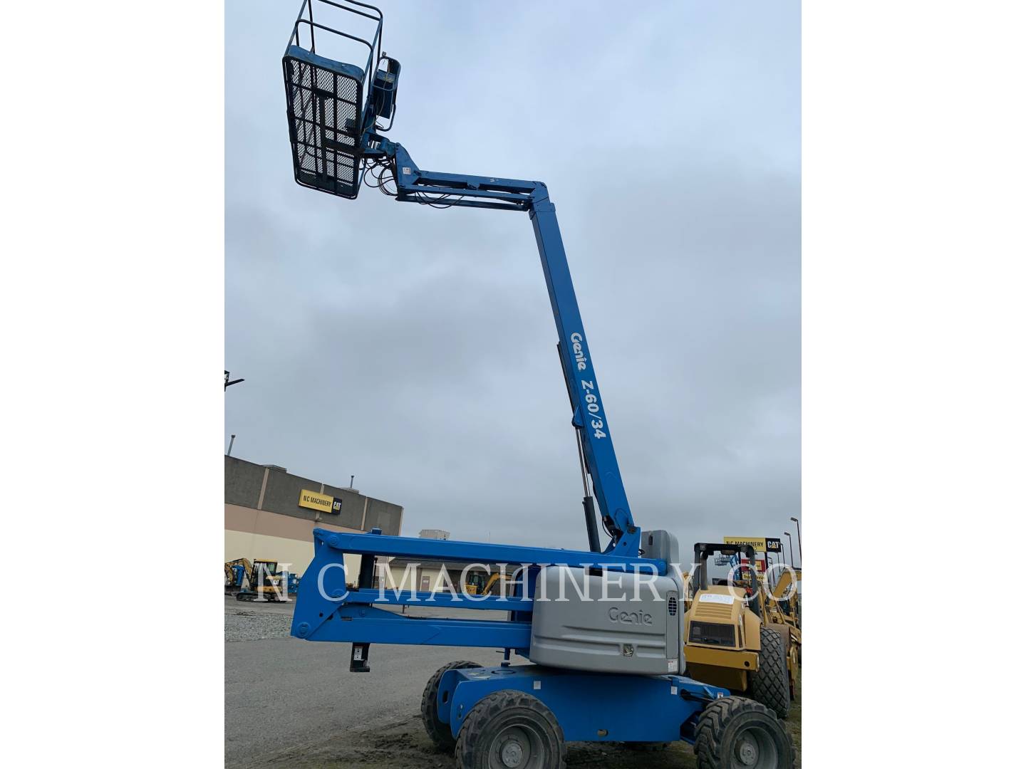 2007 Genie Z60/34 Lift Truck