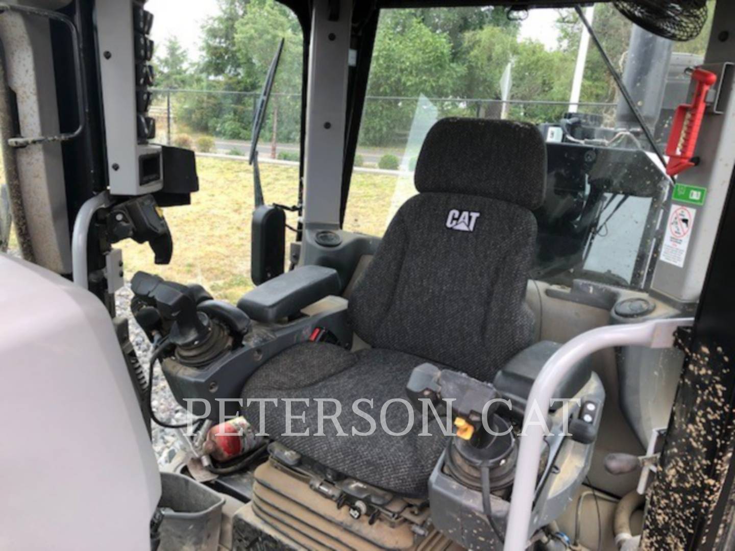 2017 Caterpillar 12M3 AWD Grader - Road